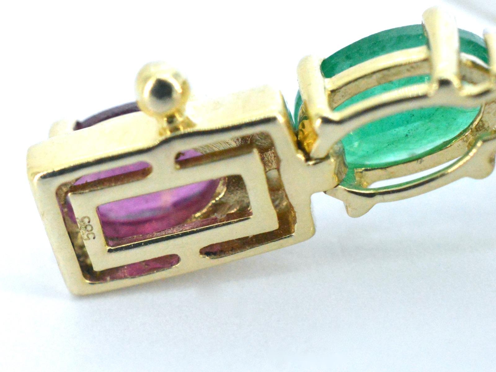 Bracelet tennis en or avec diamants, saphirs, rubis et émeraudes en vente 2