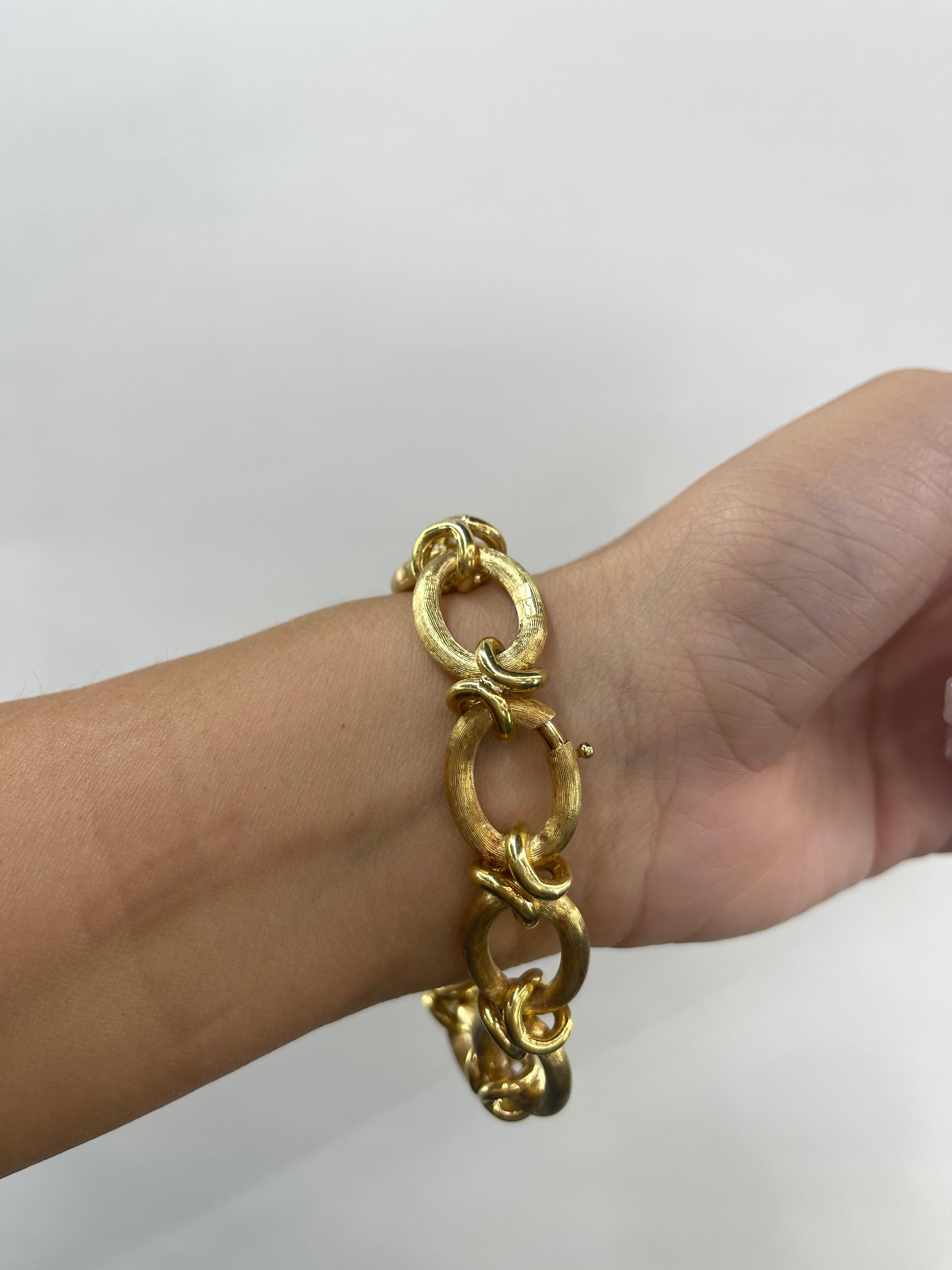 Women's or Men's Gold Texture Link Satin Gold Bracelet 18K