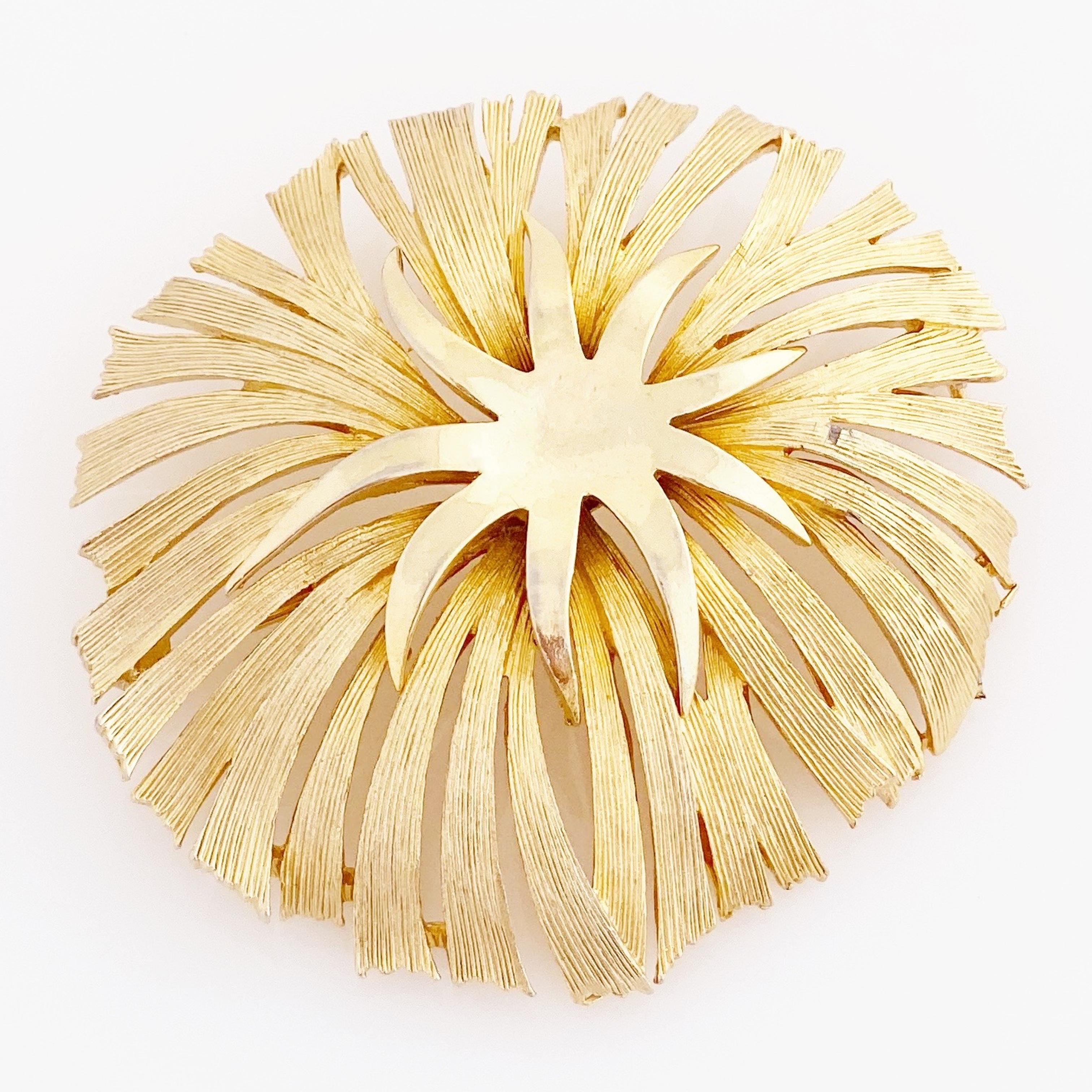 Modern Gold Textured Abstract Burst Brooch, 1960s