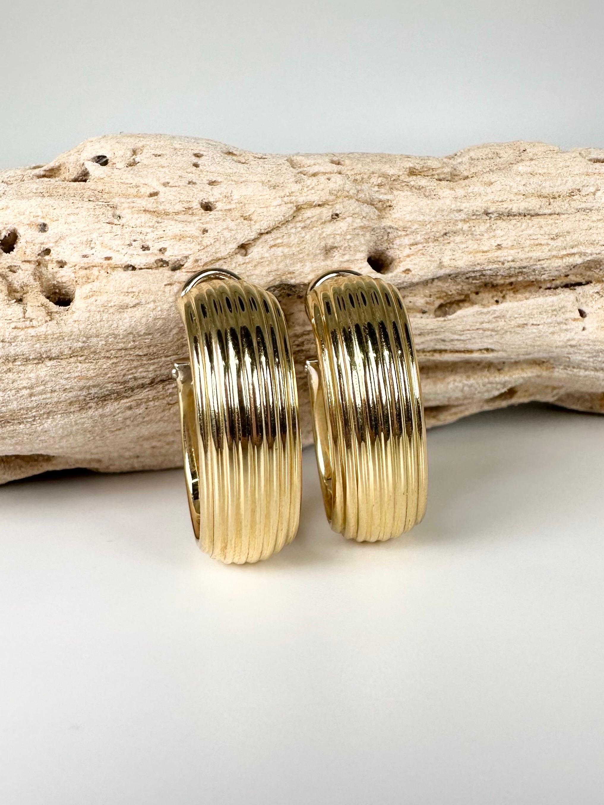 Women's or Men's Gold textured hoop earrings 18KT yellow gold hoops For Sale