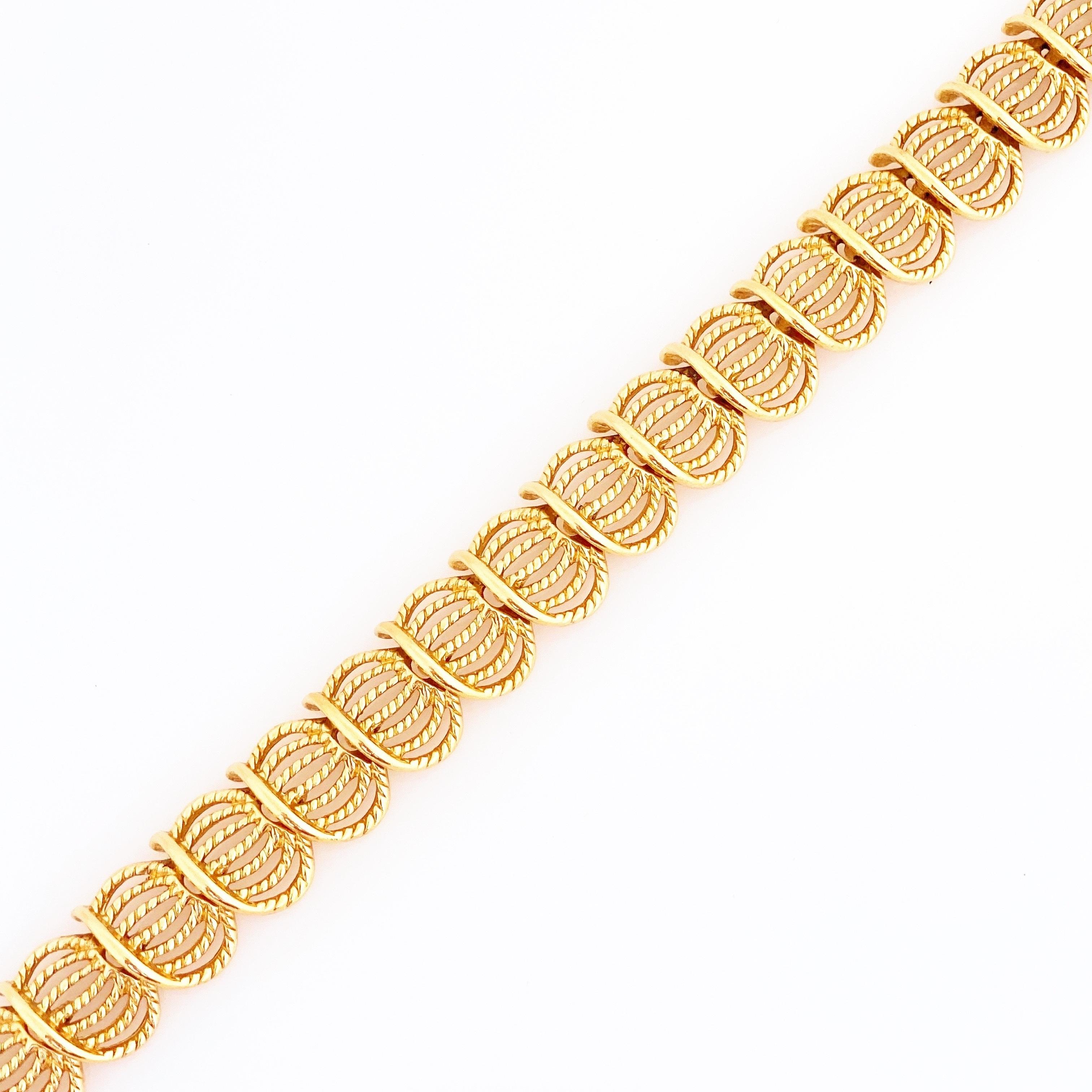 Modern Gold Textured Link Choker Necklace, 1960s