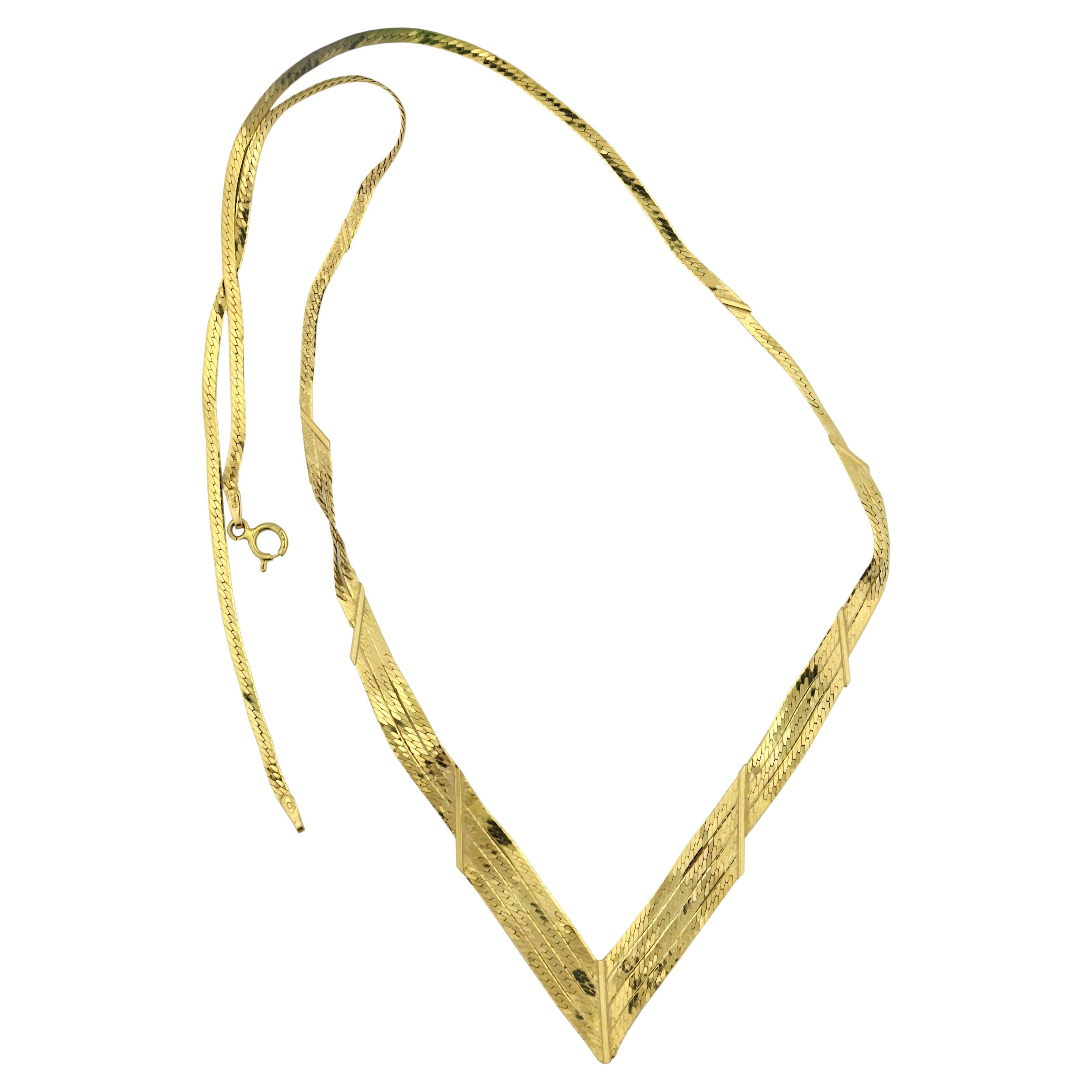 Texturierte Halskette aus Gold