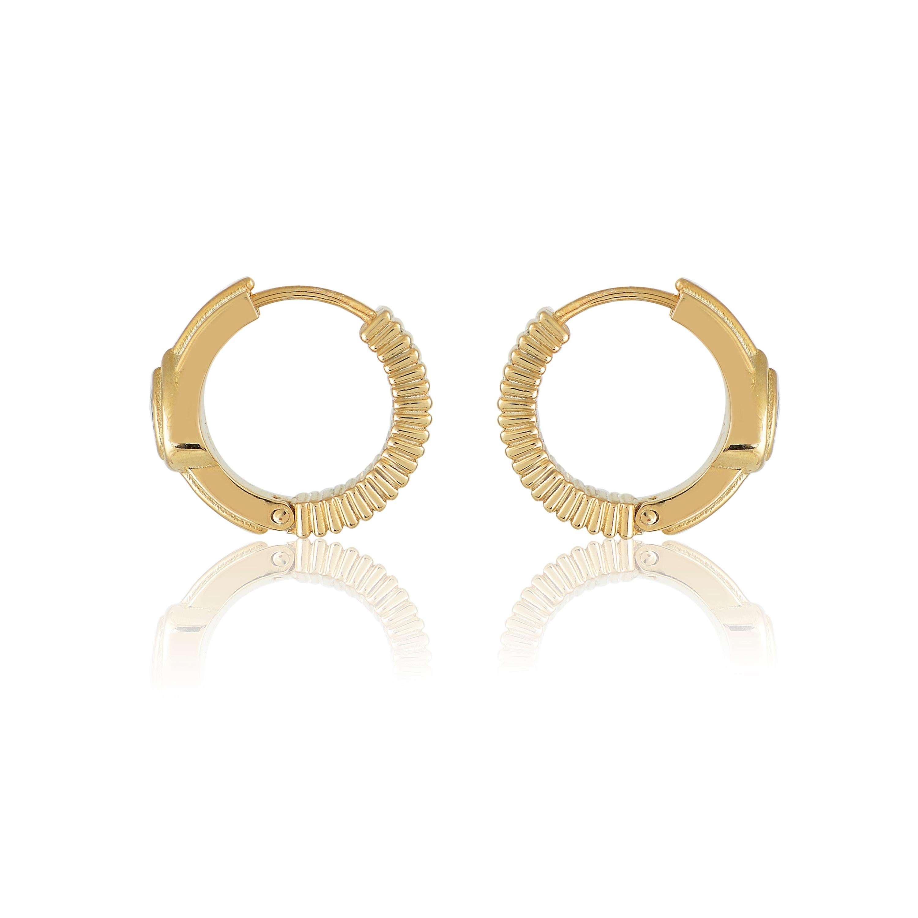 Pear Cut Gold Textures Two-Way Hoops in 18 Karat Yellow Gold with Diamonds For Sale