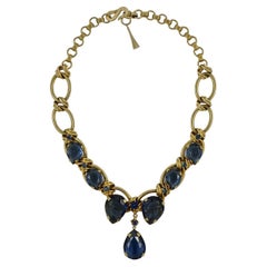 Collana a goccia blu in tonalità oro, circa anni '50
