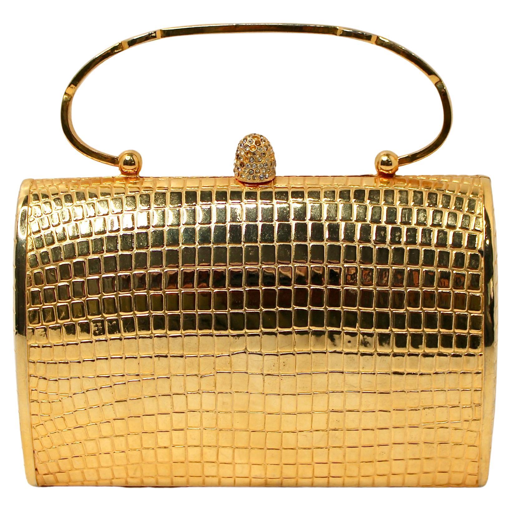 Gold-Tone Crocodile Embossed Metal Mini Clutch Bag With Top Handle circa 1960s en vente