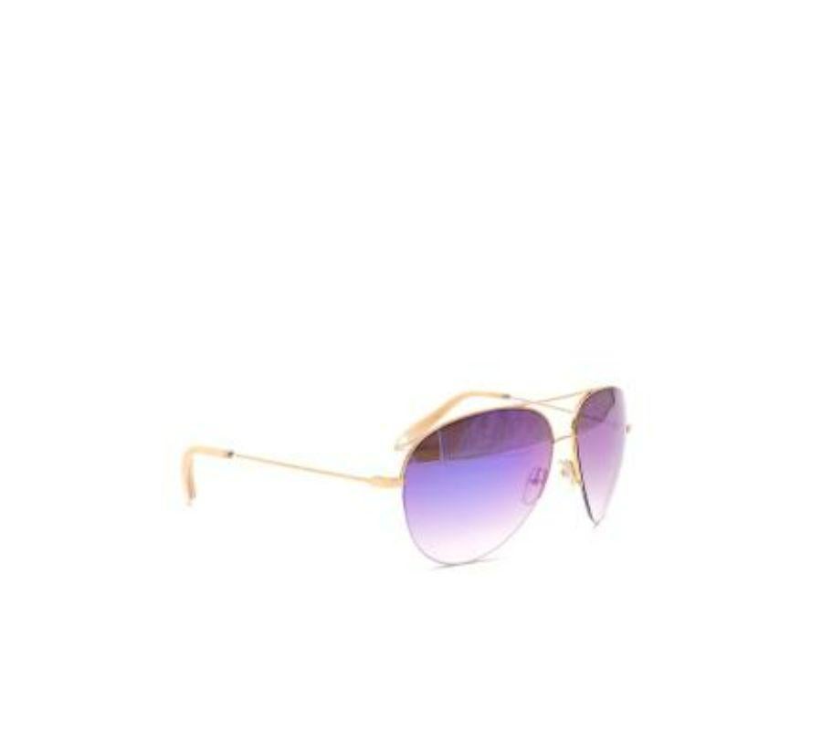 Victoria Beckham Gafas de sol de aviador con lentes moradas y metal dorado Púrpura en venta