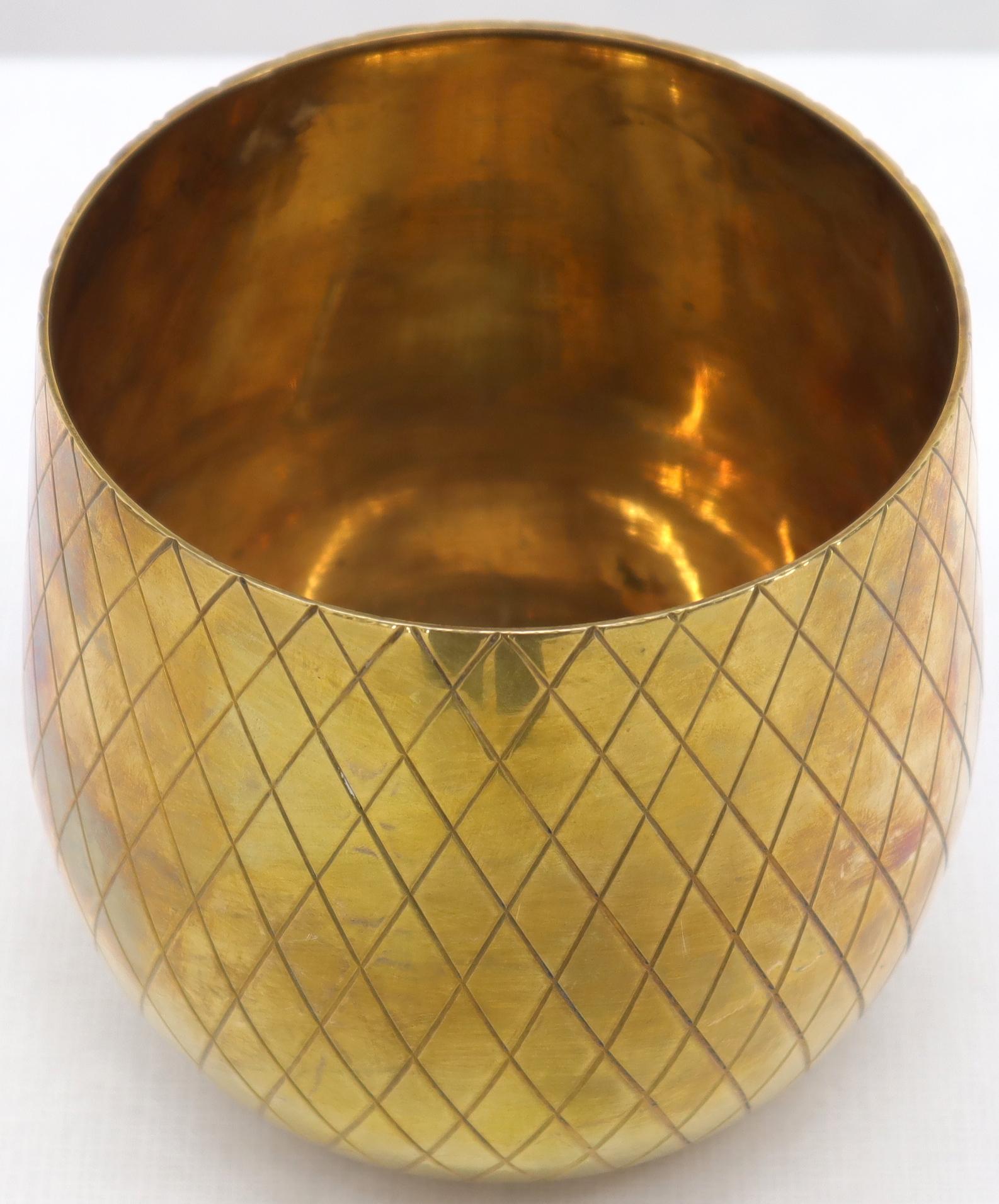 Gold Tone Solid Brass Pineapple Shape Jar with Lid In Excellent Condition For Sale In Rockaway, NJ