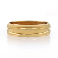 Gold Toned Men's Wedding Band - Brushed Etched Ring Size 11