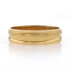 Alianza de boda para hombre en tono dorado - Anillo grabado cepillado Talla 11