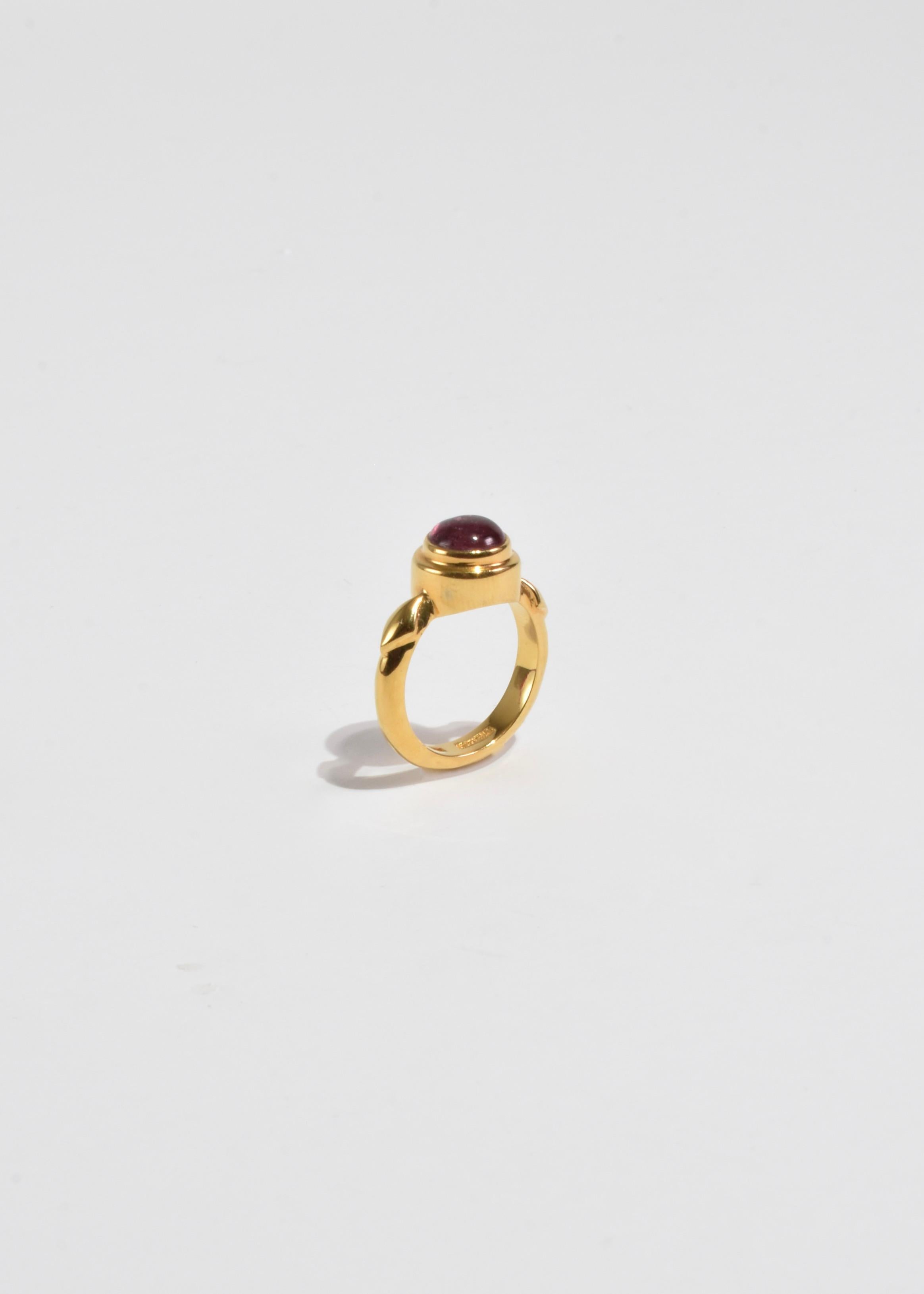 Gold Tourmaline Ring In Excellent Condition For Sale In Richmond, VA