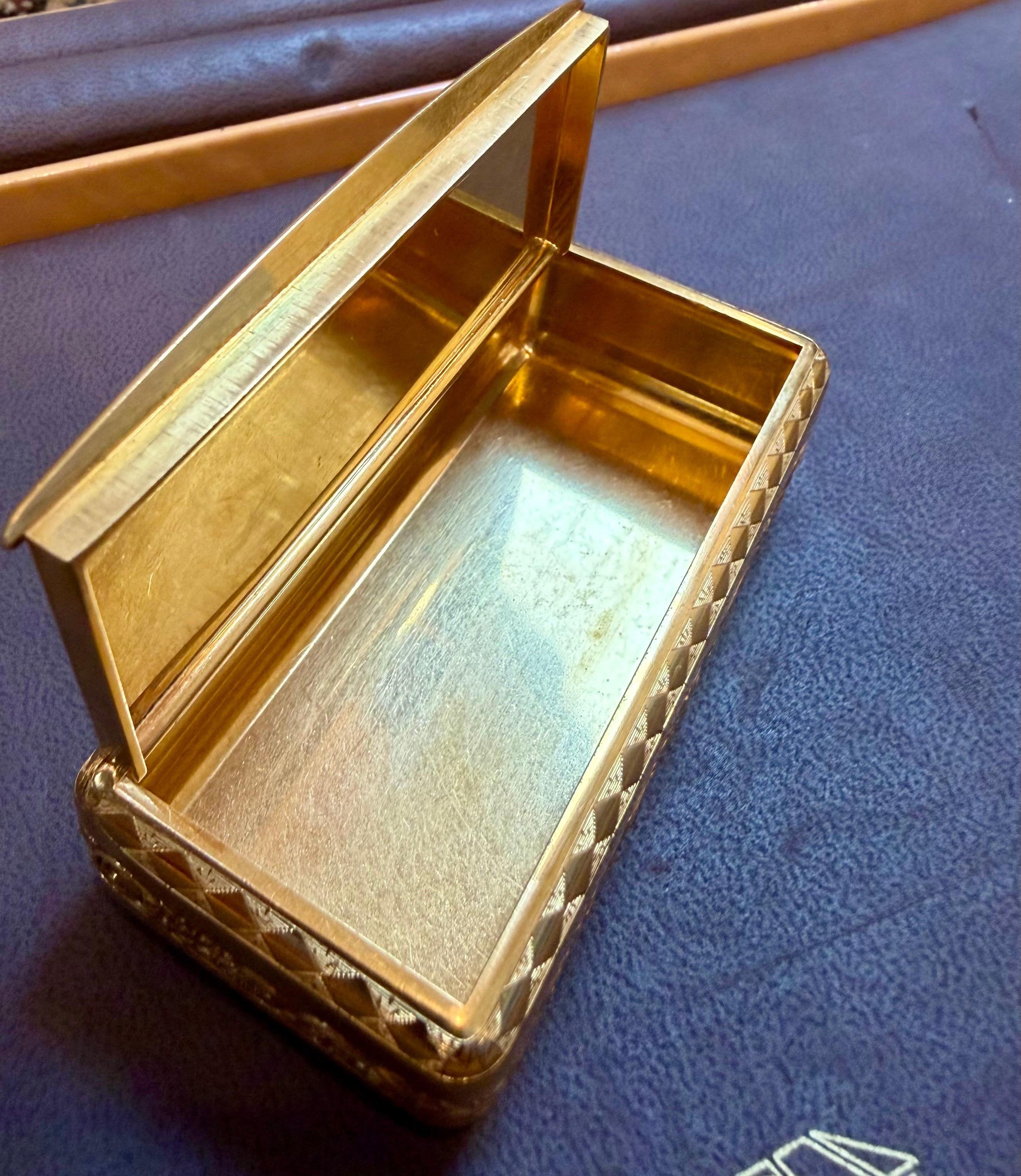 Coffret utilitaire en or 22 carats 130 gm, superbe coffret à côtes en or français des années 1870 en vente 6