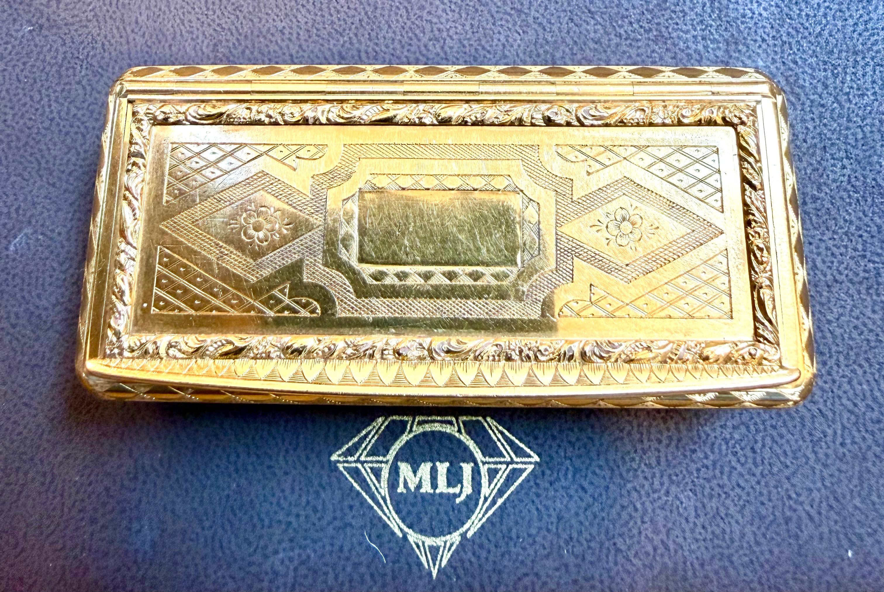 Coffret utilitaire en or 22 carats 130 gm, superbe coffret à côtes en or français des années 1870 en vente 9