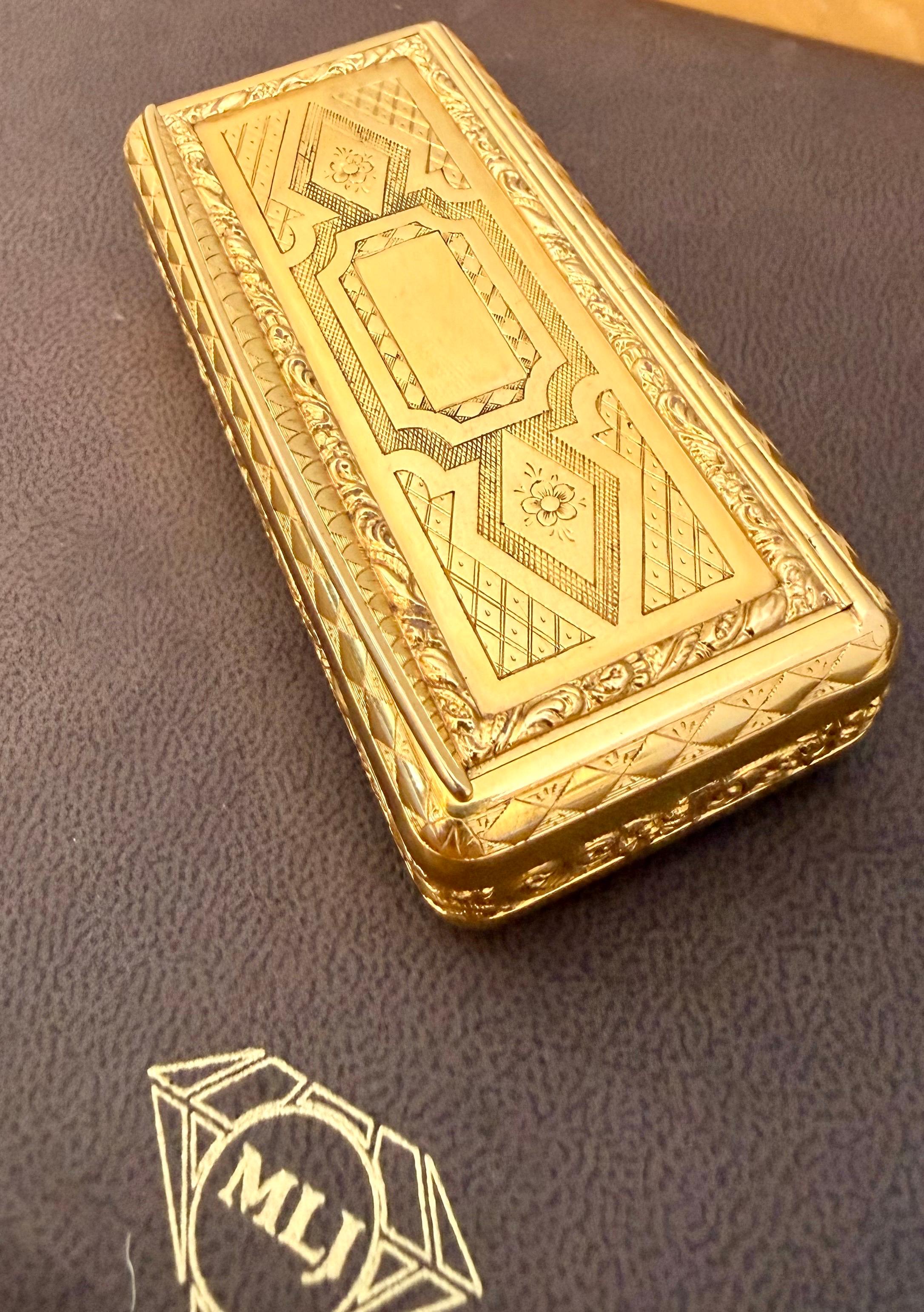 Coffret utilitaire en or 22 carats 130 gm, superbe coffret à côtes en or français des années 1870 en vente 1