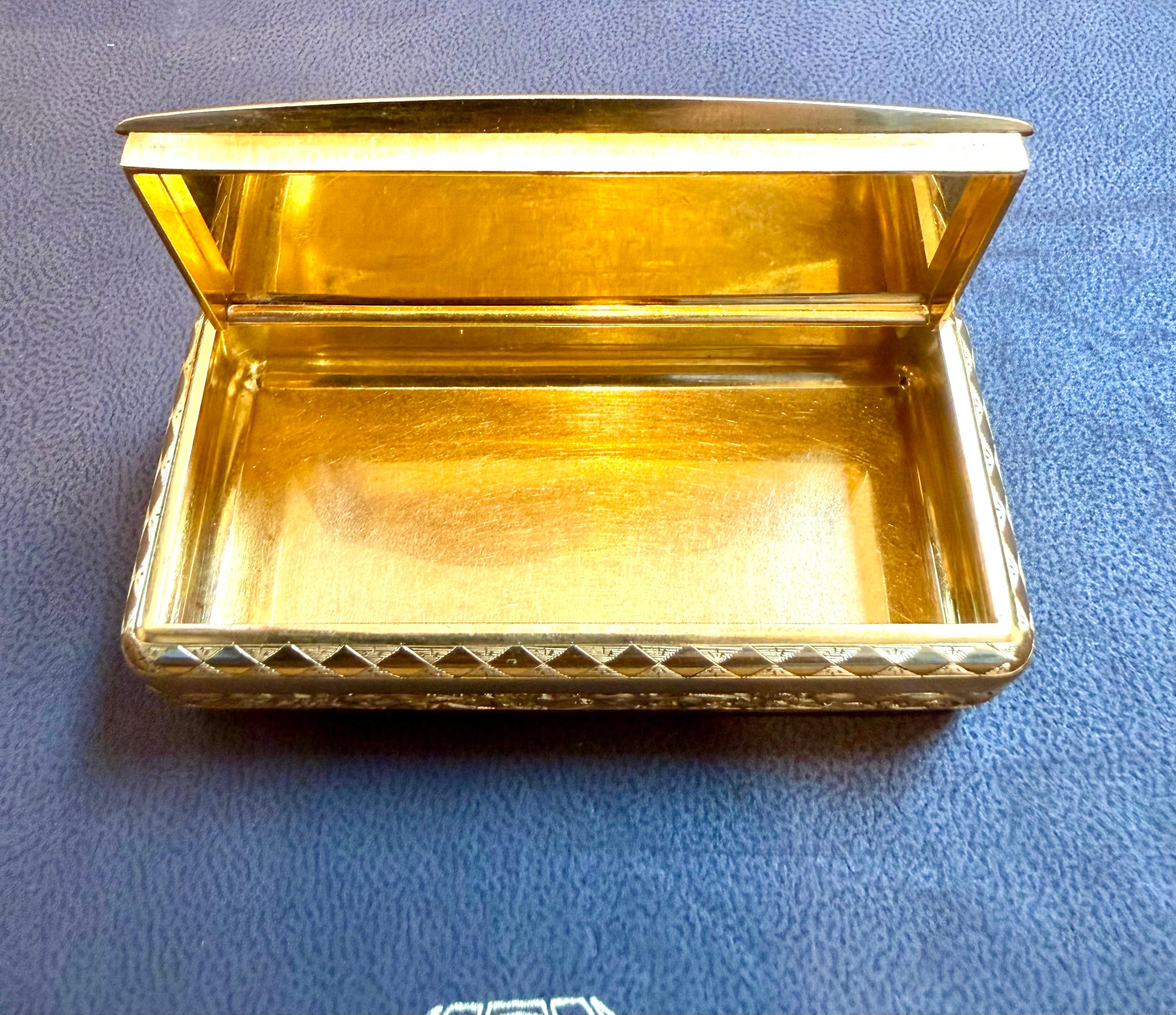 Coffret utilitaire en or 22 carats 130 gm, superbe coffret à côtes en or français des années 1870 en vente 4