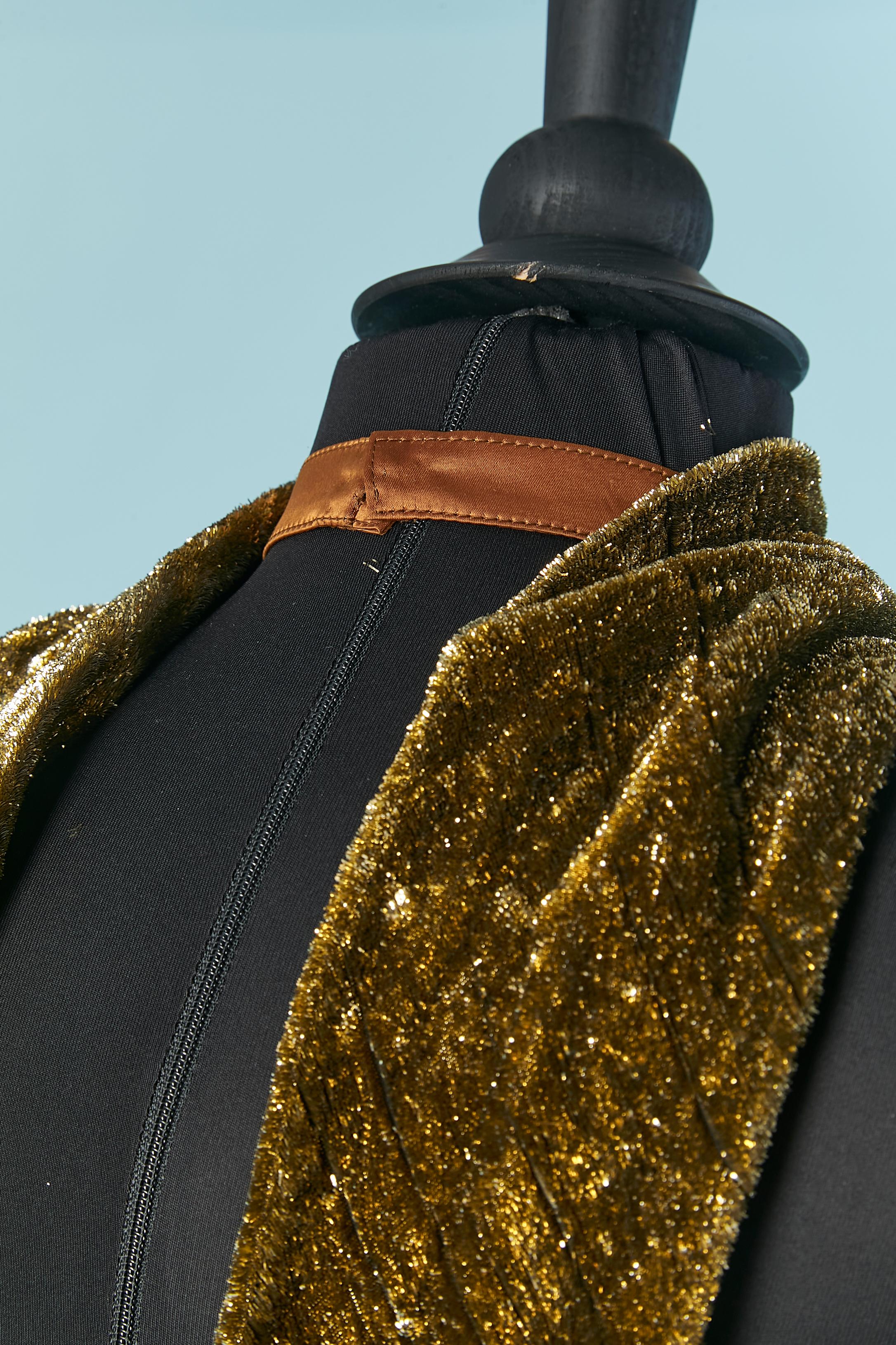 Abito da sera senza schienale in velluto oro Yves Saint Laurent in vendita 2