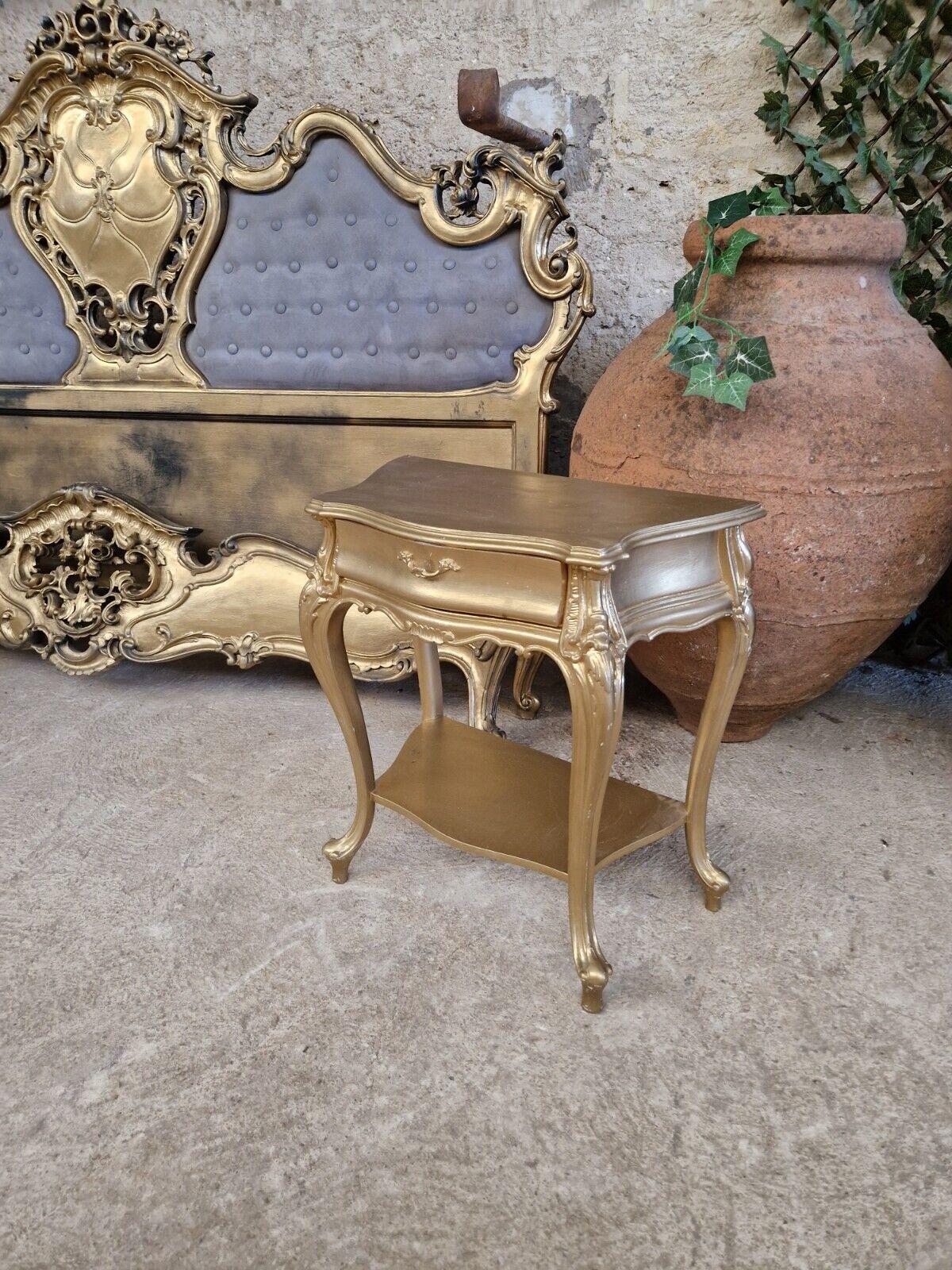 We are delighted to offer for sale this Super King Size Venetian bed and Side Tables

We sourced this Absolutely Bed from the North of Italy

This Bed is so Artistic & Unique!

Painted Wood

Upholstery in good condition in Blue/Grey Tufted
