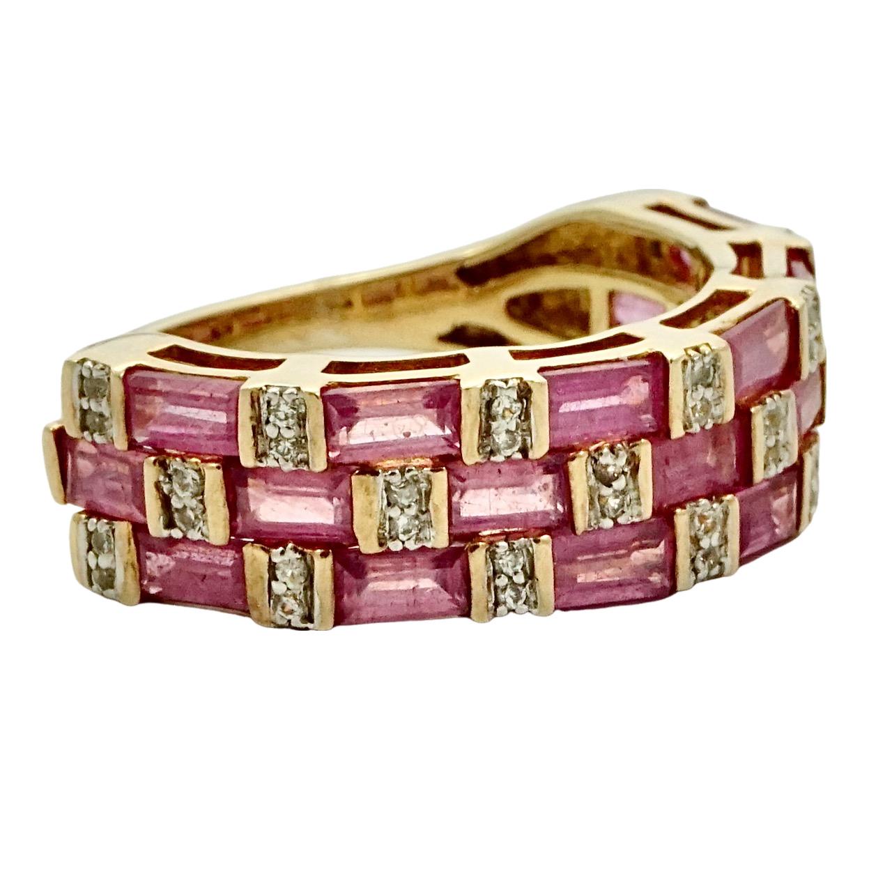 Gold Vermeil auf Sterling Silber Klarer und rosa Baguette Strass Kleid Ring mit Strass für Damen oder Herren im Angebot