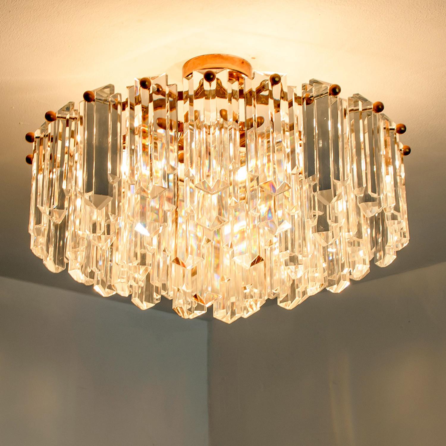 Gold Vertical Glass Messing Chandelier by J.T. Kalmar, 1960s For Sale 4
