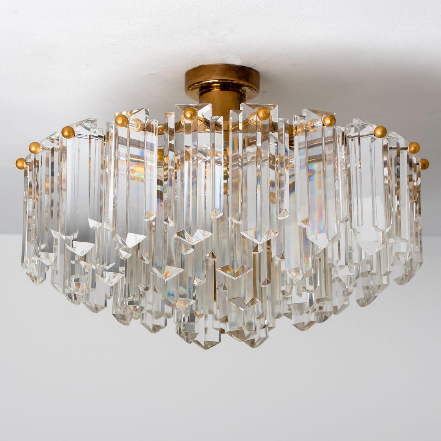 Lampadario verticale in vetro di J.T. Kalmar, anni '60 In condizioni buone in vendita a Rijssen, NL