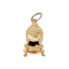 Gold Vintage 18 Karat Mantle Charm