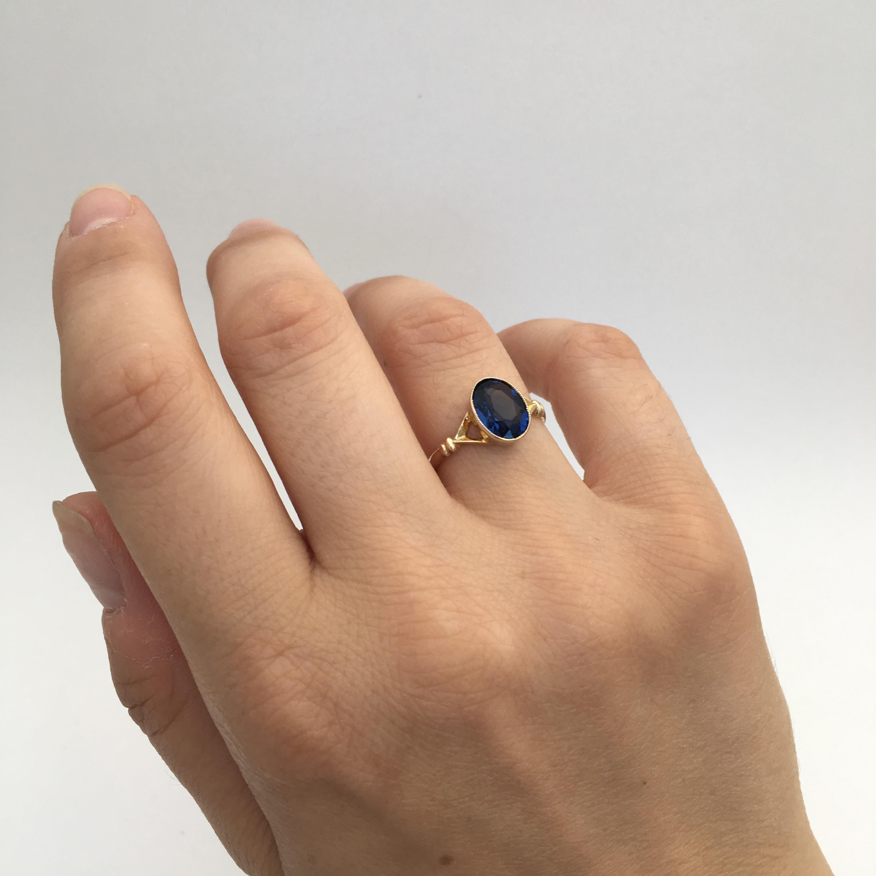 Gold Vintage Jewelry Blue Glass Synthetic Gemstone Paste Ring 1920s Dainty For Sale 6