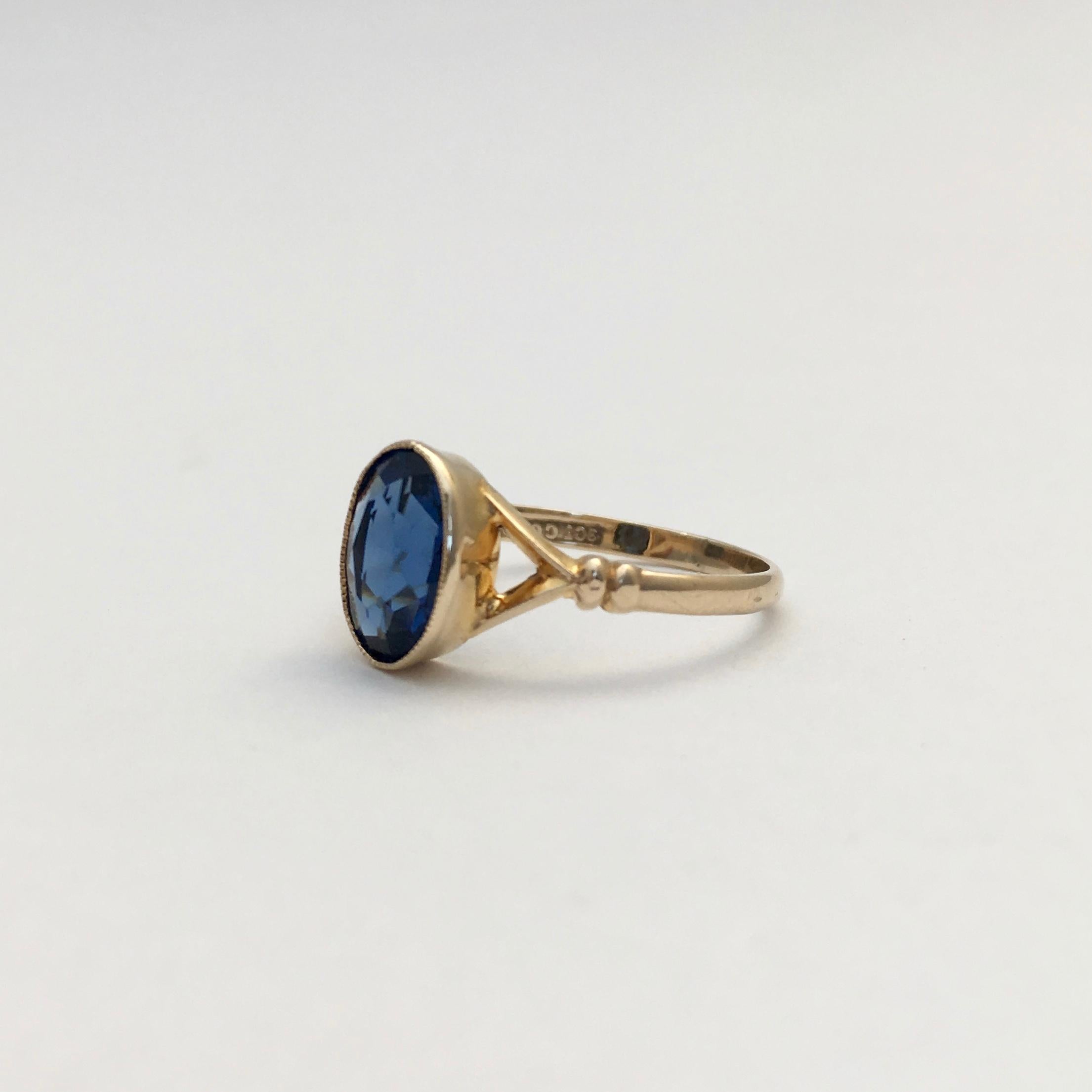 Gold Vintage Jewelry Blue Glass Synthetic Gemstone Paste Ring 1920s Dainty For Sale 1