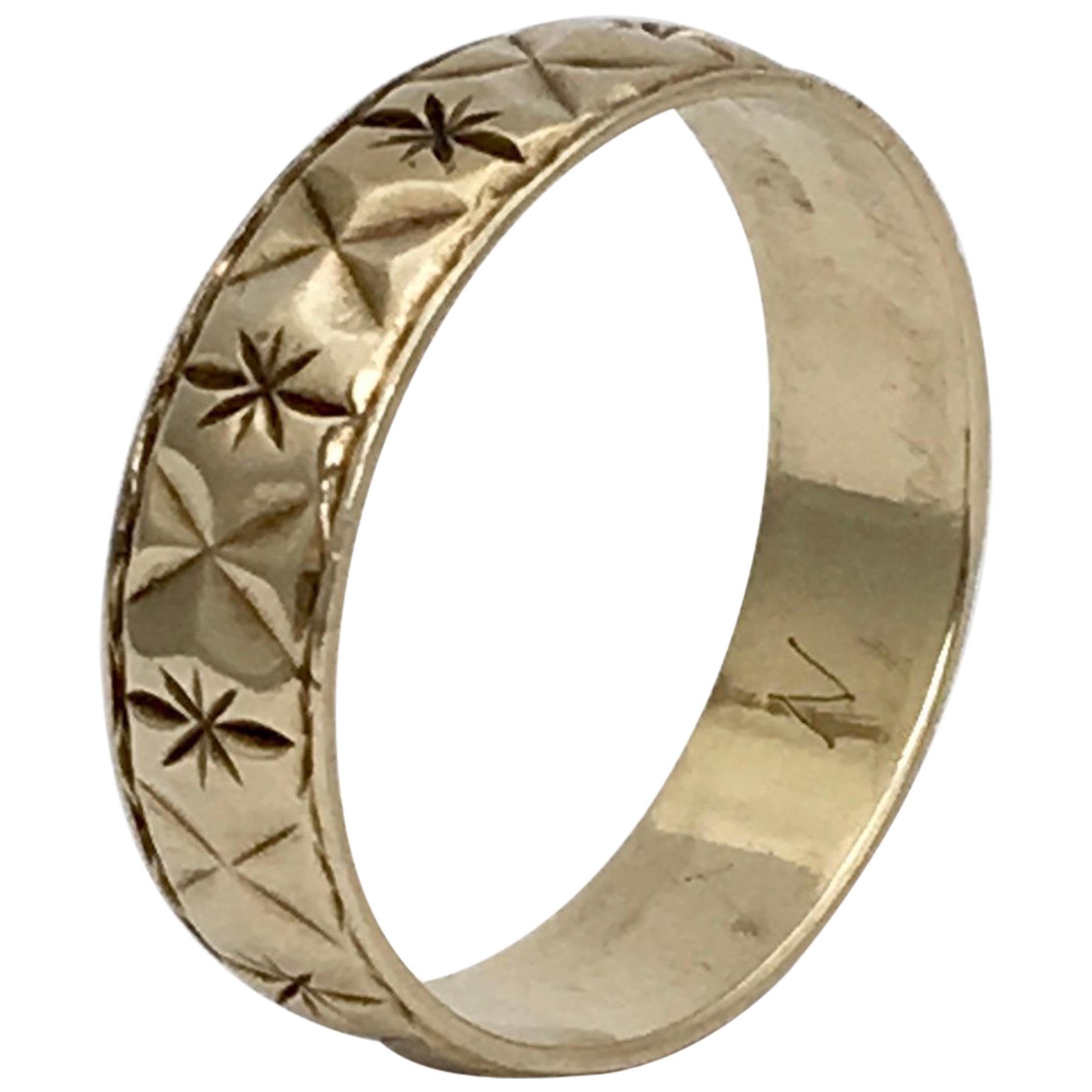 Gold Vintage Jewelry Engraved Stars Wedding Band Stacking Ring English, 1980s