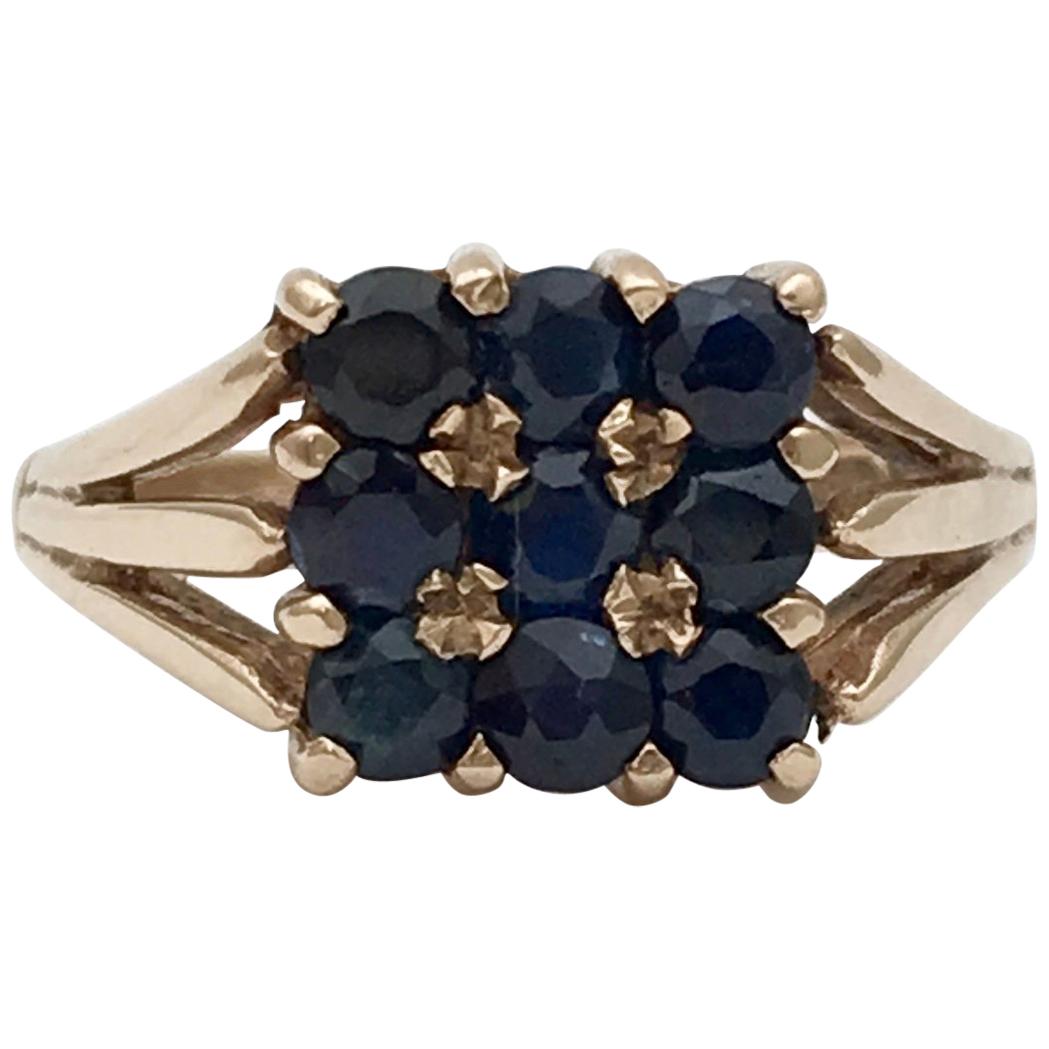 Gold Vintage Jewelry Sapphire Gemstone Square Cluster Ring 1970s Dark Blue For Sale