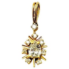 Gold vintage pendant with teardrop diamond 0.40ct