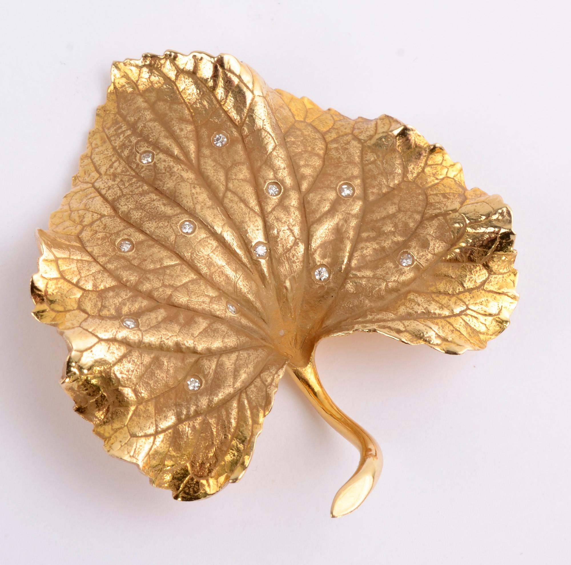 Women's or Men's Gold Violet Leaf Brooch For Sale