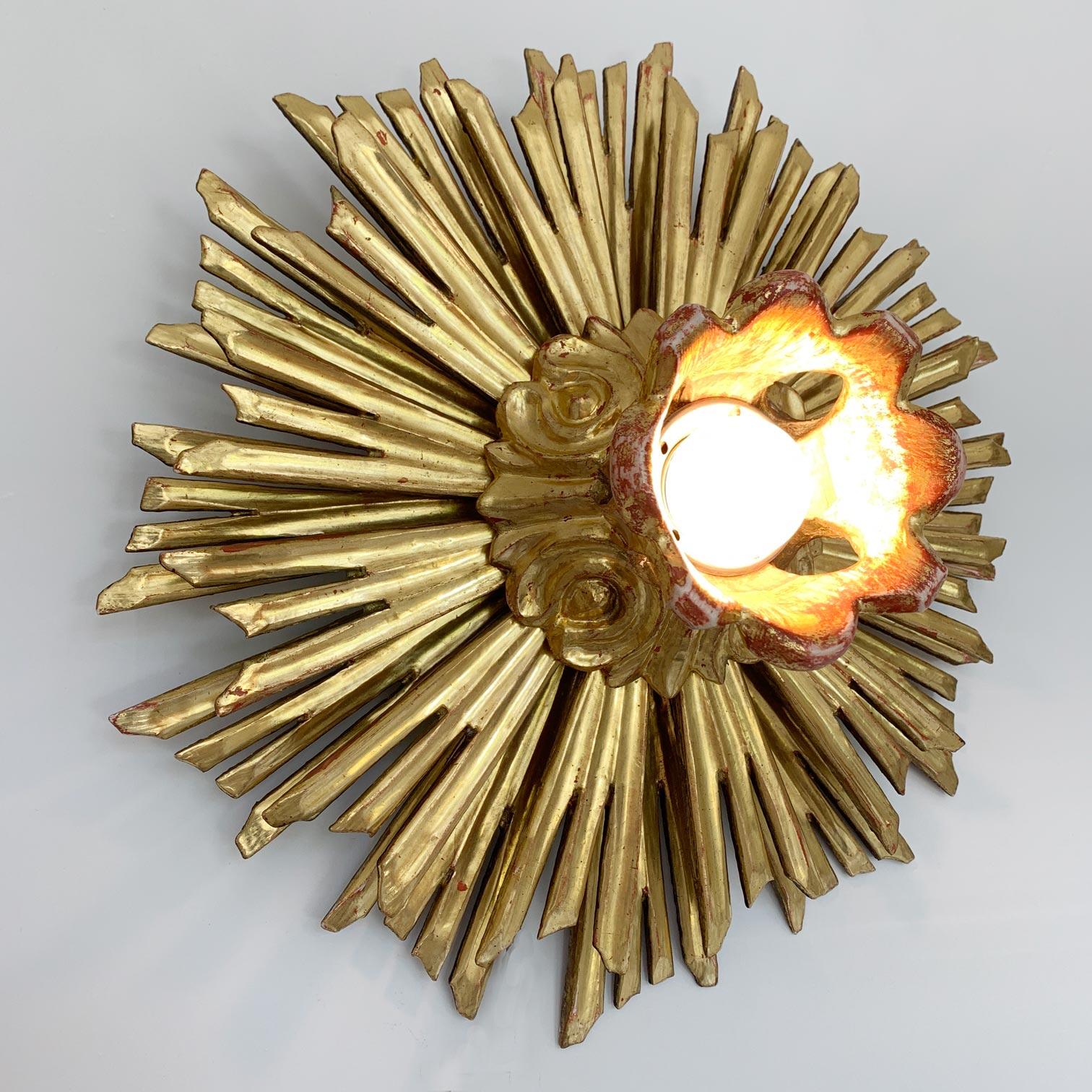 Gold Water Gilded Carved Wooden Chapel Sunburst Flush Light In Good Condition For Sale In Hastings, GB