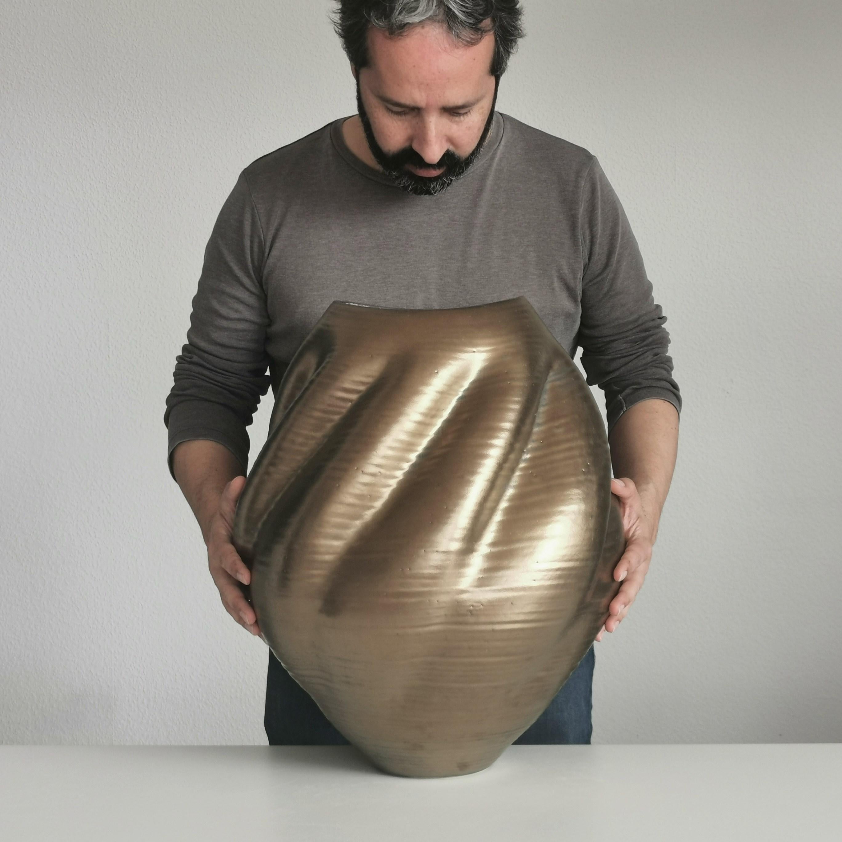 Spanish Gold Wave Form No 80, Unique Ceramic Vessel by Nicholas Arroyave-Portela