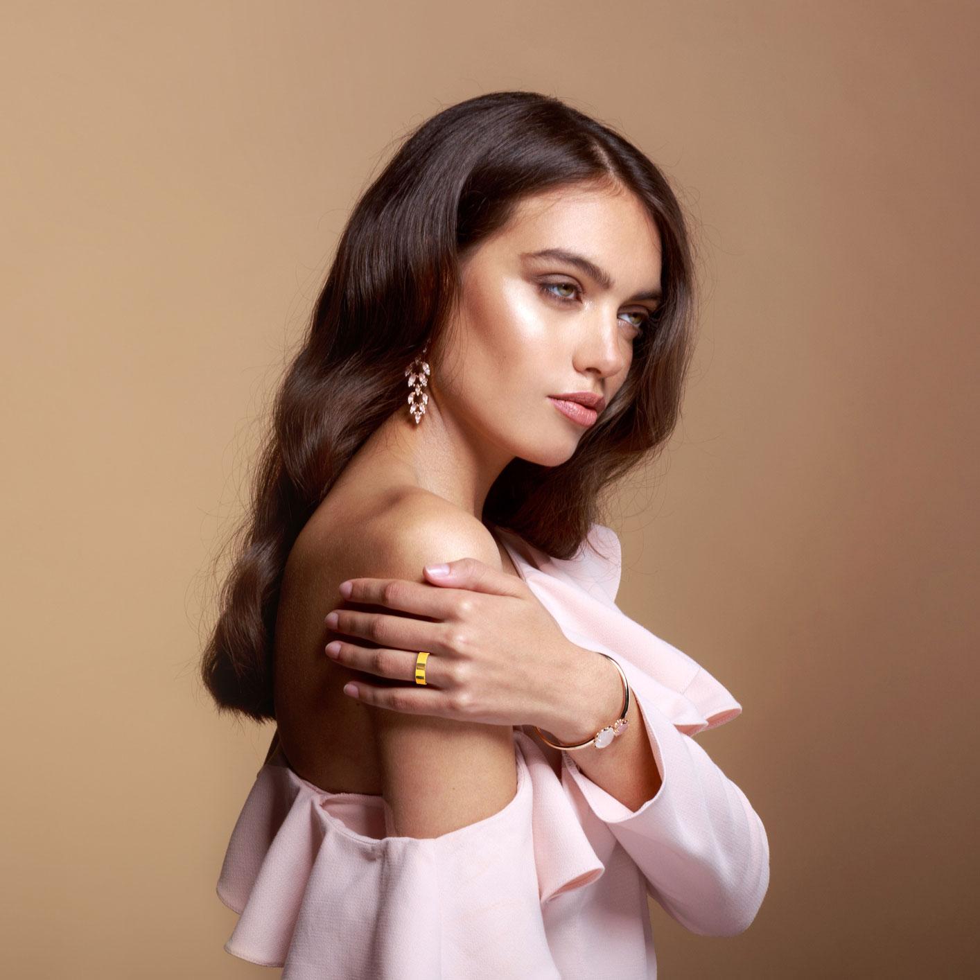 This exquisite 14k yellow gold wedding band embodies timeless elegance and exceptional craftsmanship. Designed with a classic comfort fit, the band sits smoothly against the skin, ensuring all-day wearability without compromising style. The warm