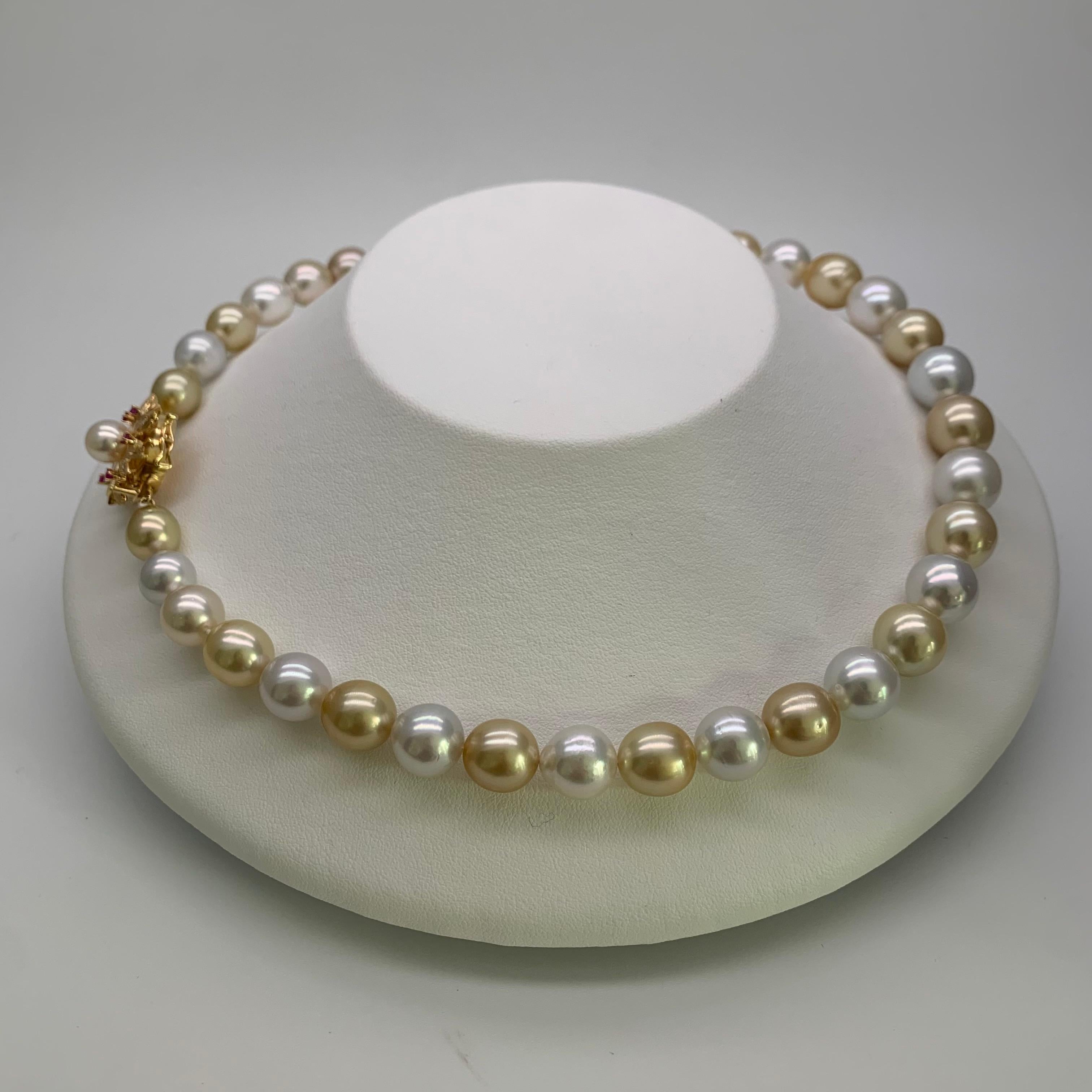 Gold White South Sea Pearl Choker Necklace 'N105' For Sale 2
