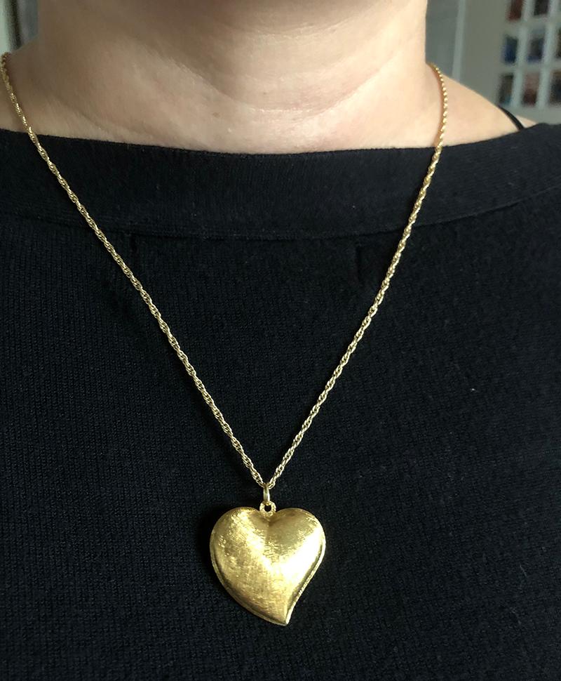 Gold Witch's Heart Pendant In Excellent Condition In New York, NY