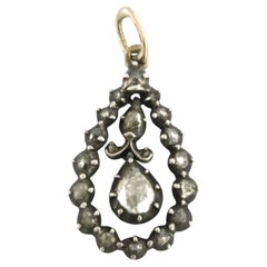 Antique Gold with silver pendant with rose diamonds up to 0.70ct - 3.4 grams