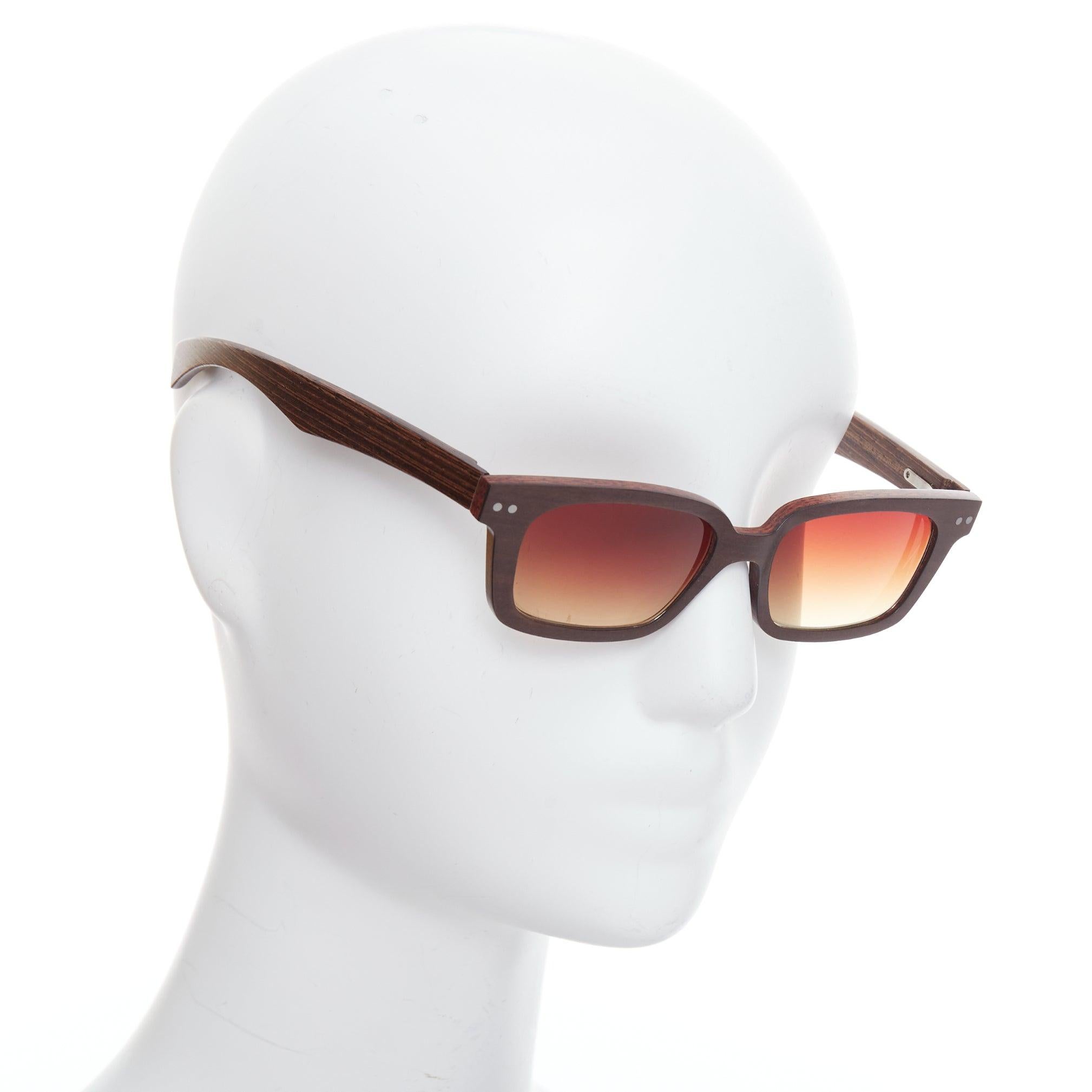 GOLD & WOOD B08.2 brown wood ombre lens spring sunglasses
Reference: AEMA/A00116
Brand: Gold & Wood
Model: B08.2
Material: Wood
Color: Brown
Pattern: Abstract
Lining: Brown 
Extra Details: Wood texture.
Made in: Europe

CONDITION:
Condition: Good,