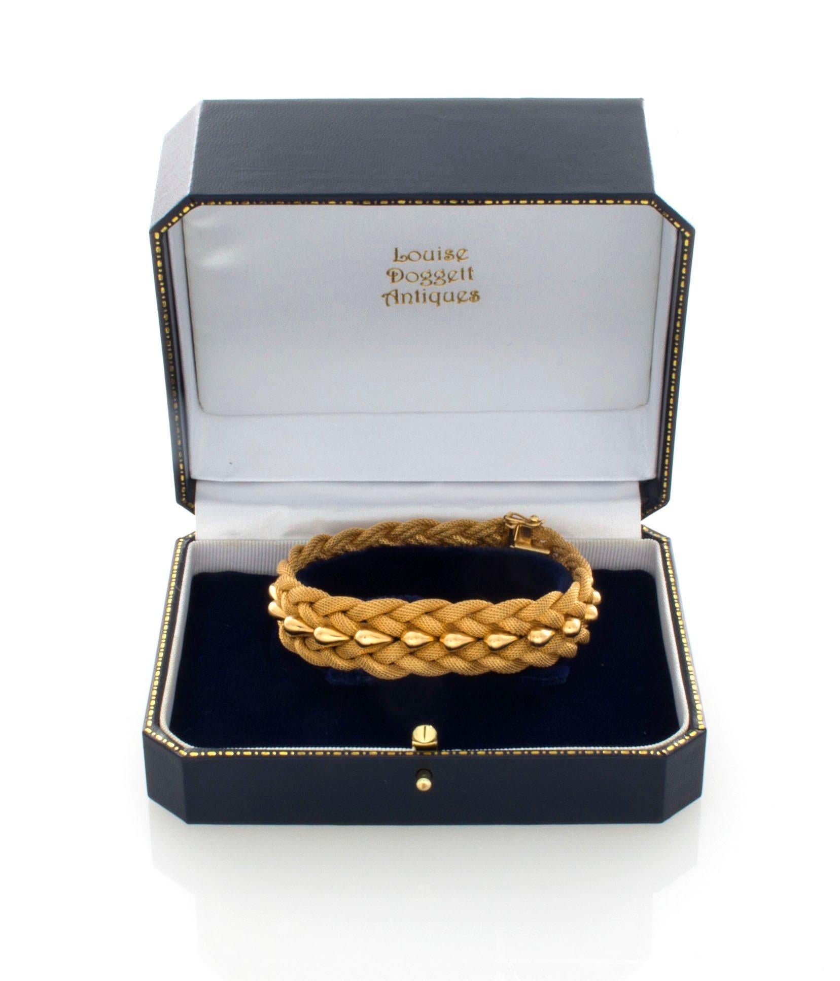 Gold Woven Mesh and Teardrop Bracelet For Sale 1