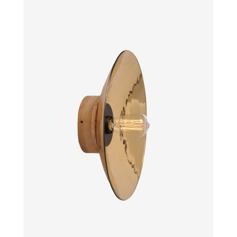 Gold Zénith wall light, large by RADAR
Materials: Gold thermoformed glass, solid oak.
Dimensions: W 15 x D 70 cm

Also available: In silver and solid oak structure or matt black metal

All our lamps can be wired according to each country. If