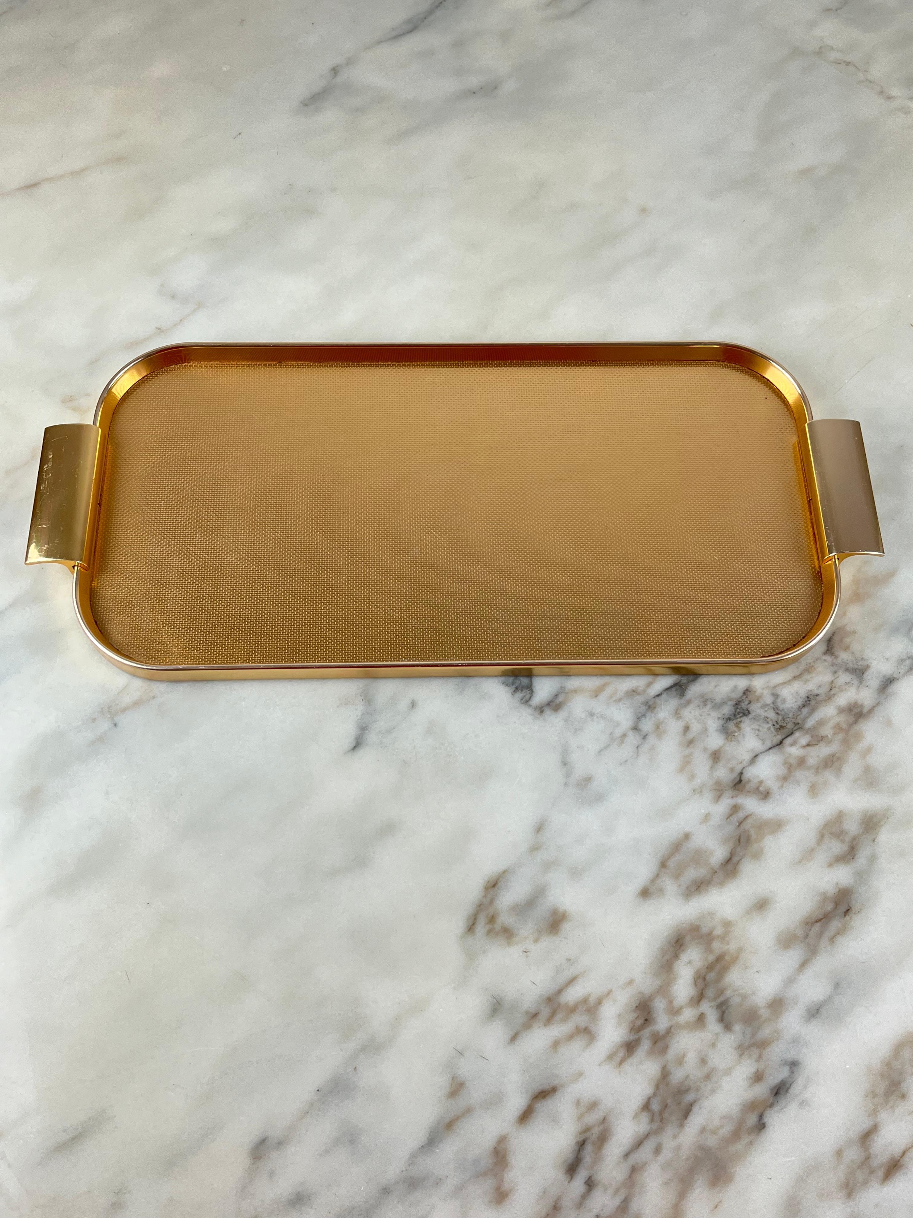 Golden aluminum tray Midcentury Italian design 1960s
Intact and in good condition, small signs of aging.