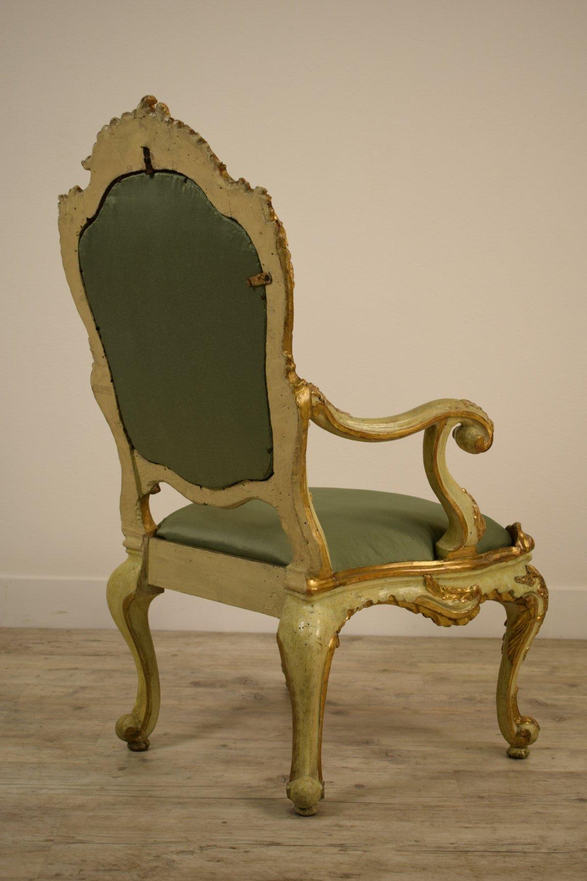 18th Century Venetian Lacquered and Gilded Wood Armchair 7