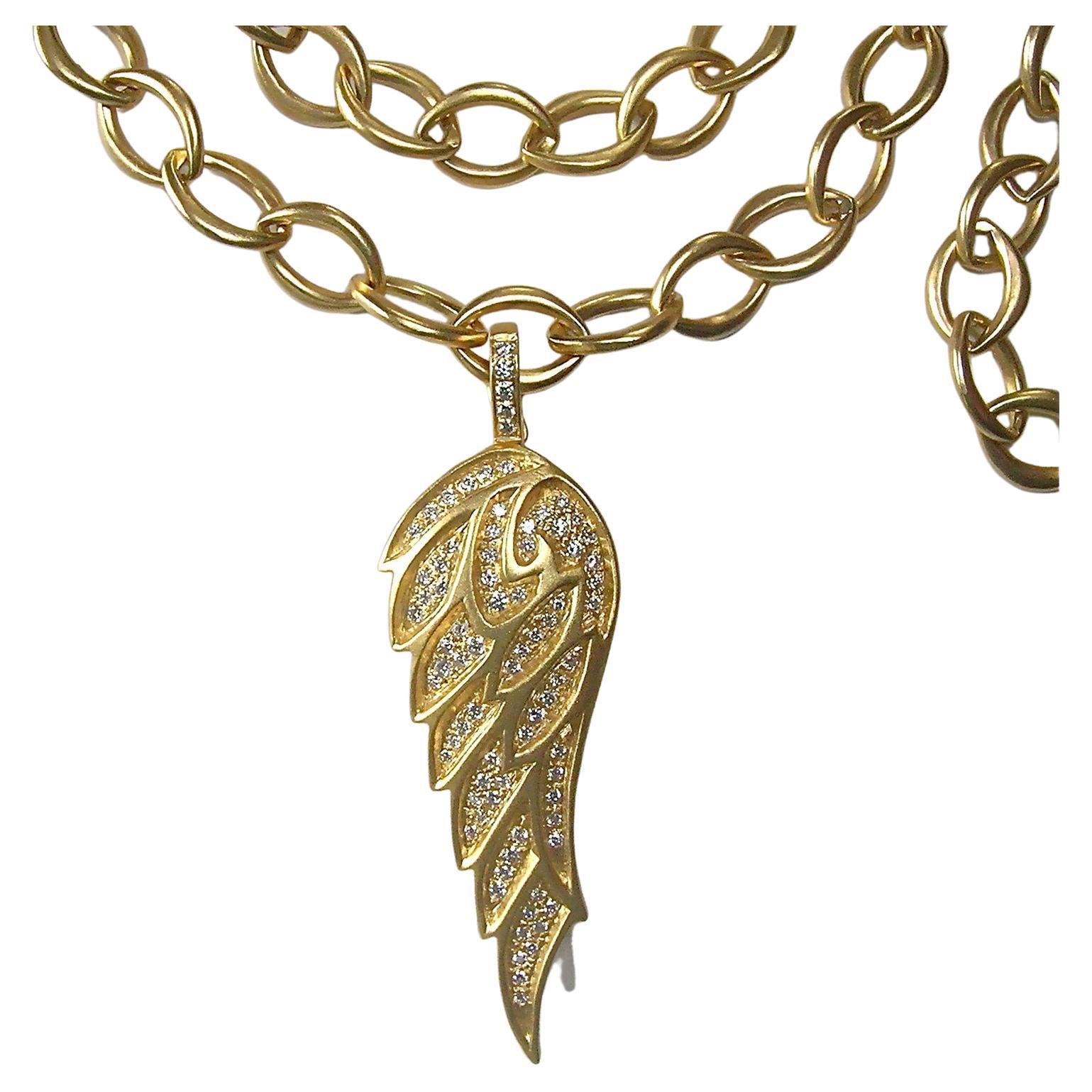 Golden Angel Wing in 18k Gold w/ 0.68cts Diamonds For Sale