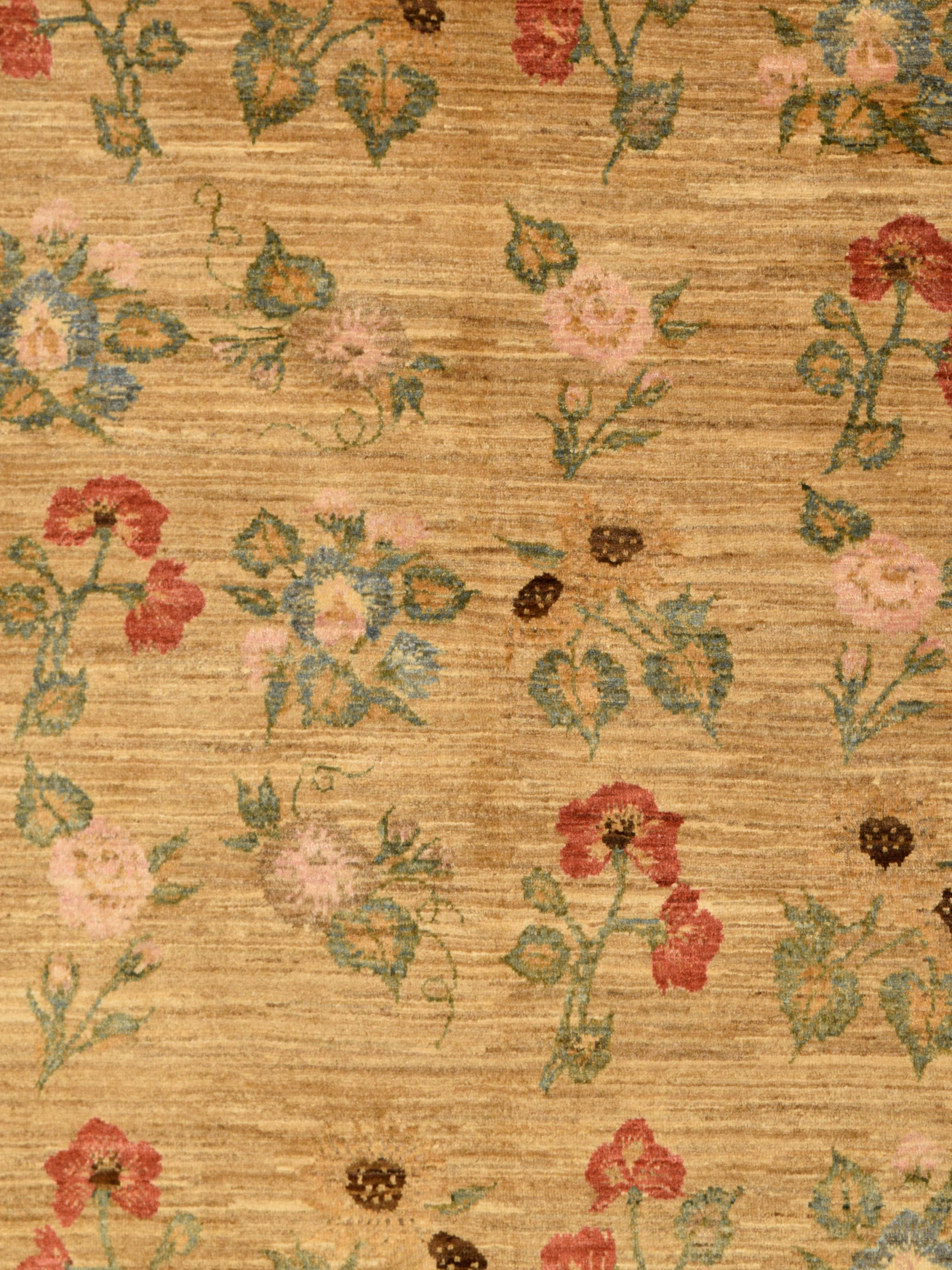 Golden Arts and Crafts Floral Teppich, organische pflanzengefärbte Wolle, 4′ × 6′ im Angebot 4