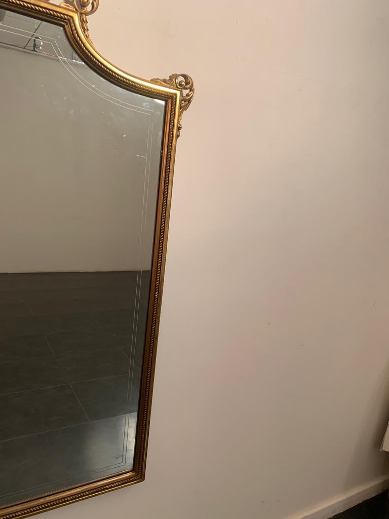 Miroir à dos doré avec lignes parallèles, années 1950 en vente 7
