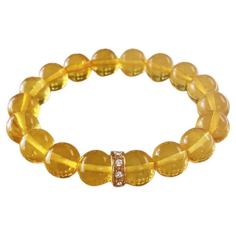 Goldenes Baltic Amber und Swarovski-Kristall 10mm Rundes Stretch-Armband  mit Perlen im Angebot bei 1stDibs