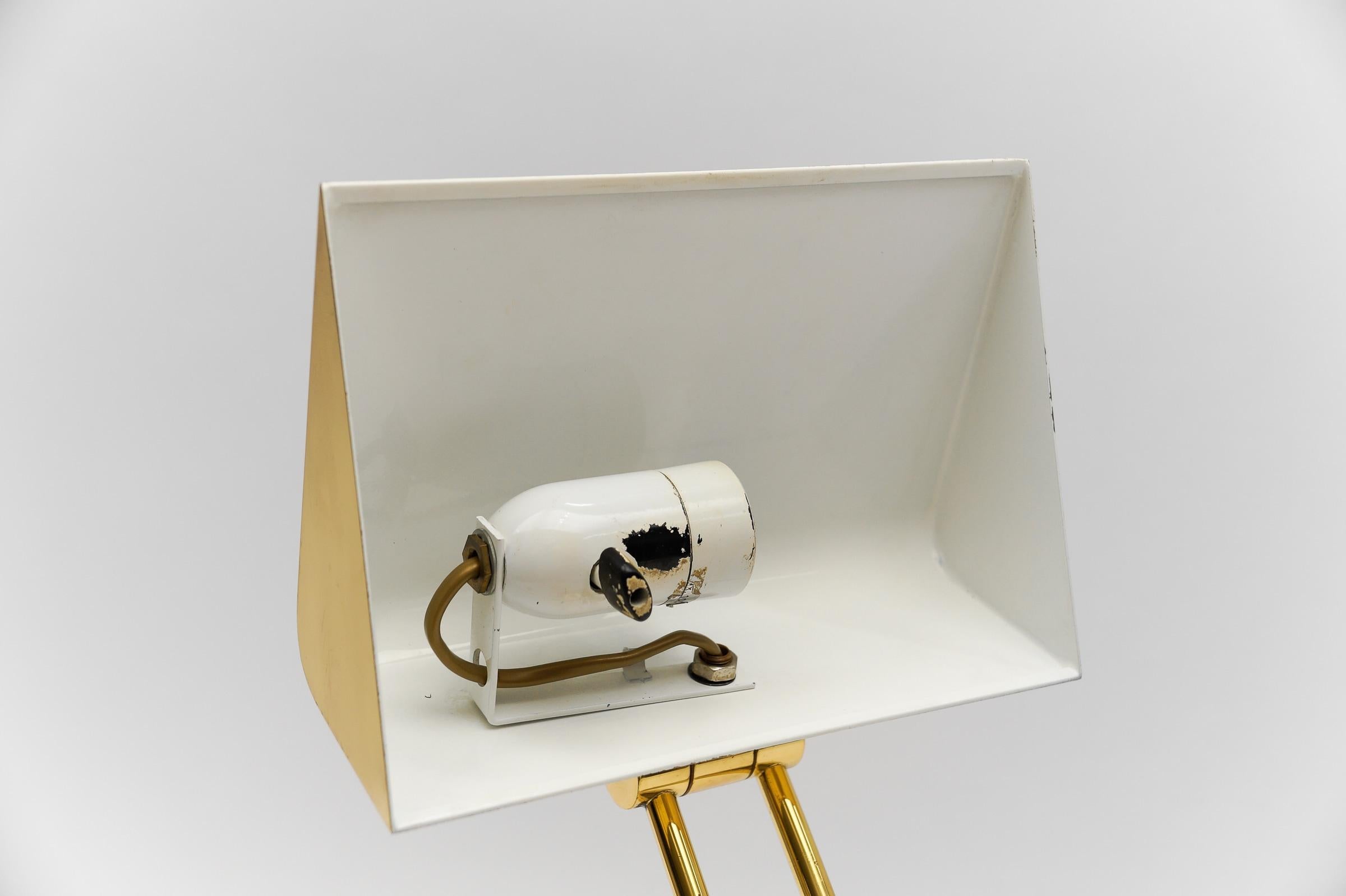 Goldene Bankers-Tischlampe auf Marmorfuß, 1960er Jahre im Angebot 7