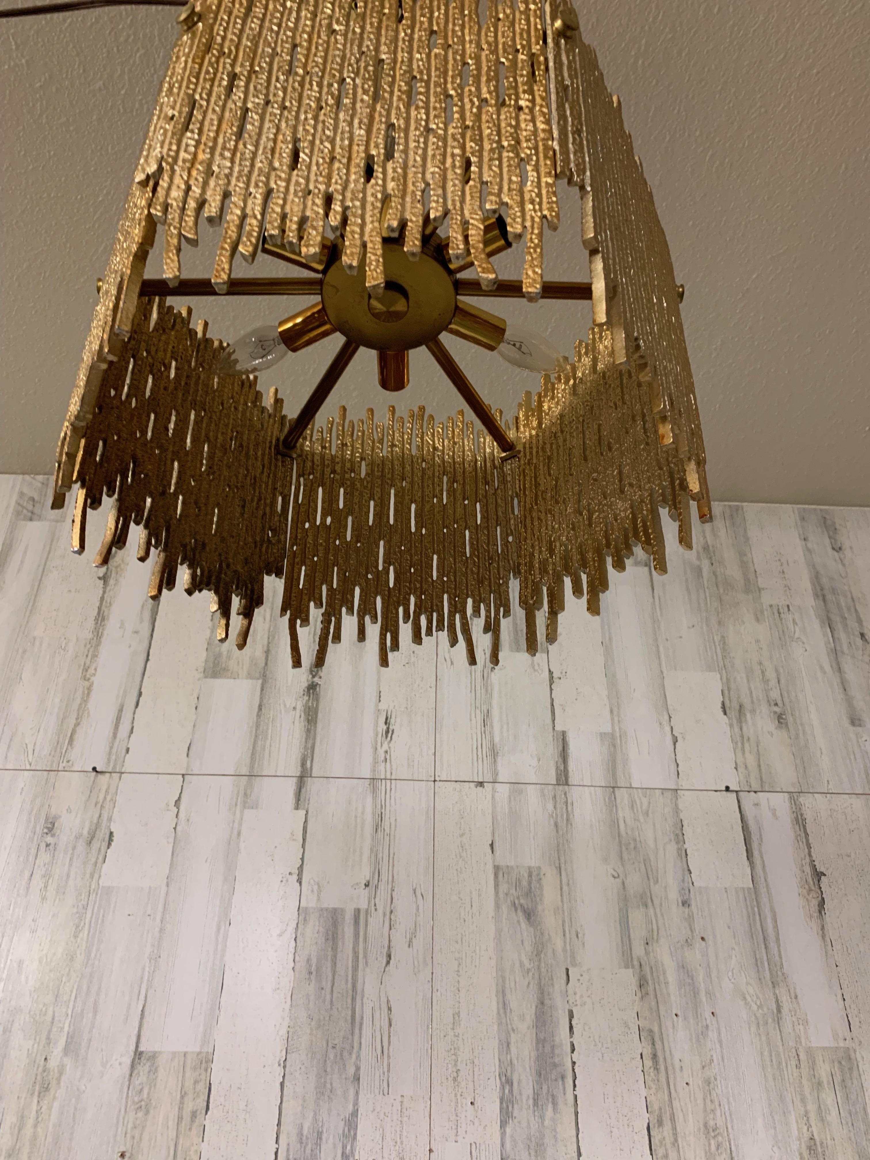 Pendentif brutaliste en laiton doré de Moe Lighting en vente 4