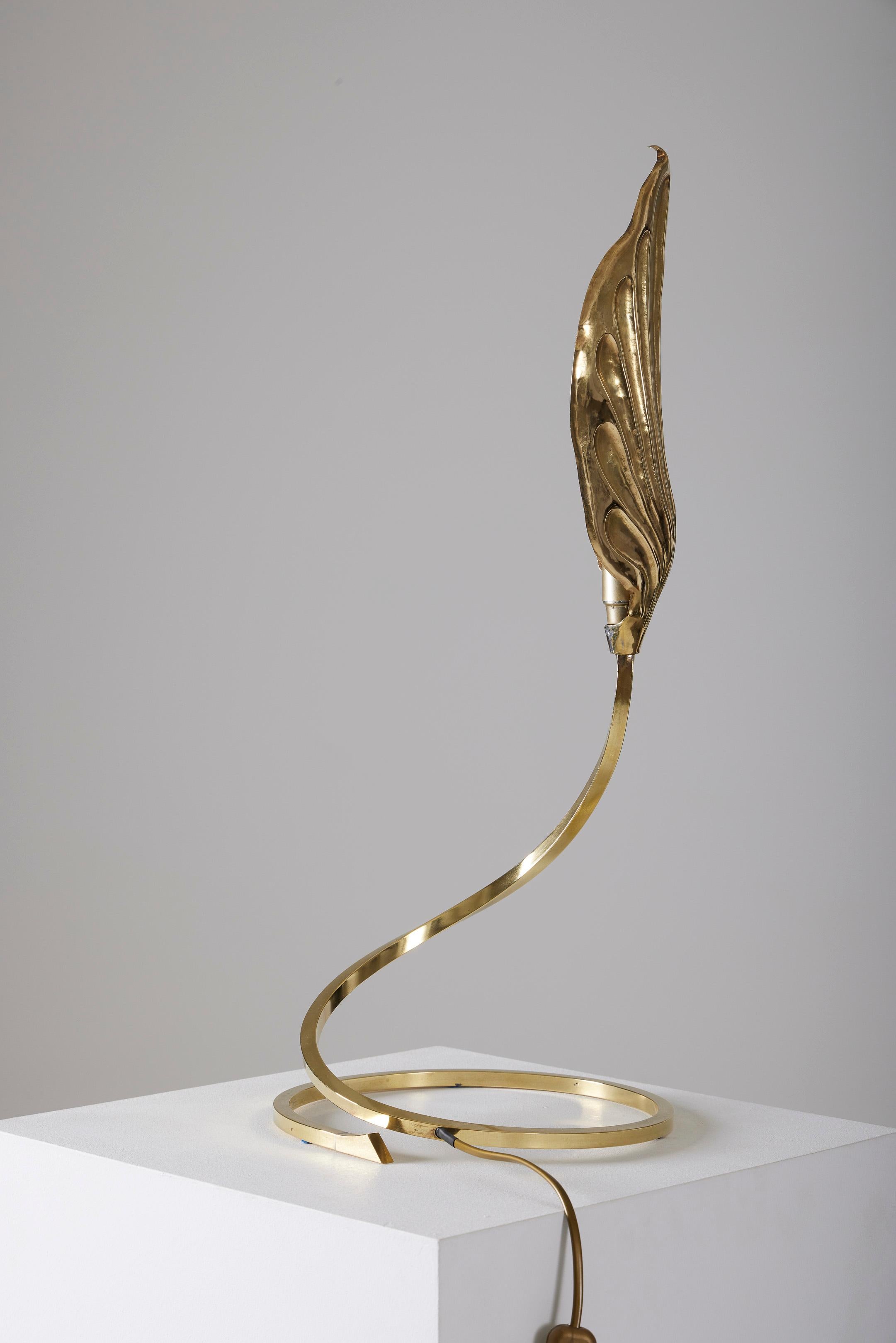 Golden brass lamp by Tommaso Barbi 4