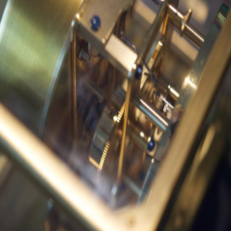 Türler-Uhr aus Goldmessing von Jaeger-LeCoultre im Angebot 7