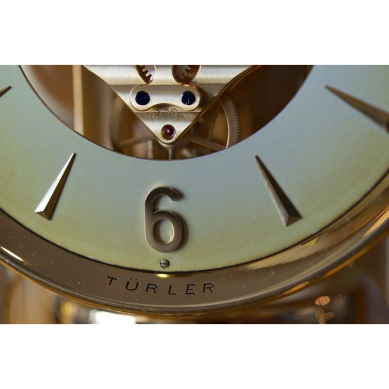 Türler-Uhr aus Goldmessing von Jaeger-LeCoultre

Vintage By Design
Türler Jaeger-LeCoultre Uhr aus goldenem Messing.

Zusätzliche Informationen:
MATERIAL: Messing
Farbe: Gold
Design Zeitraum: 1950 bis 1959
Jahr: 1950
Land der Herstellung: